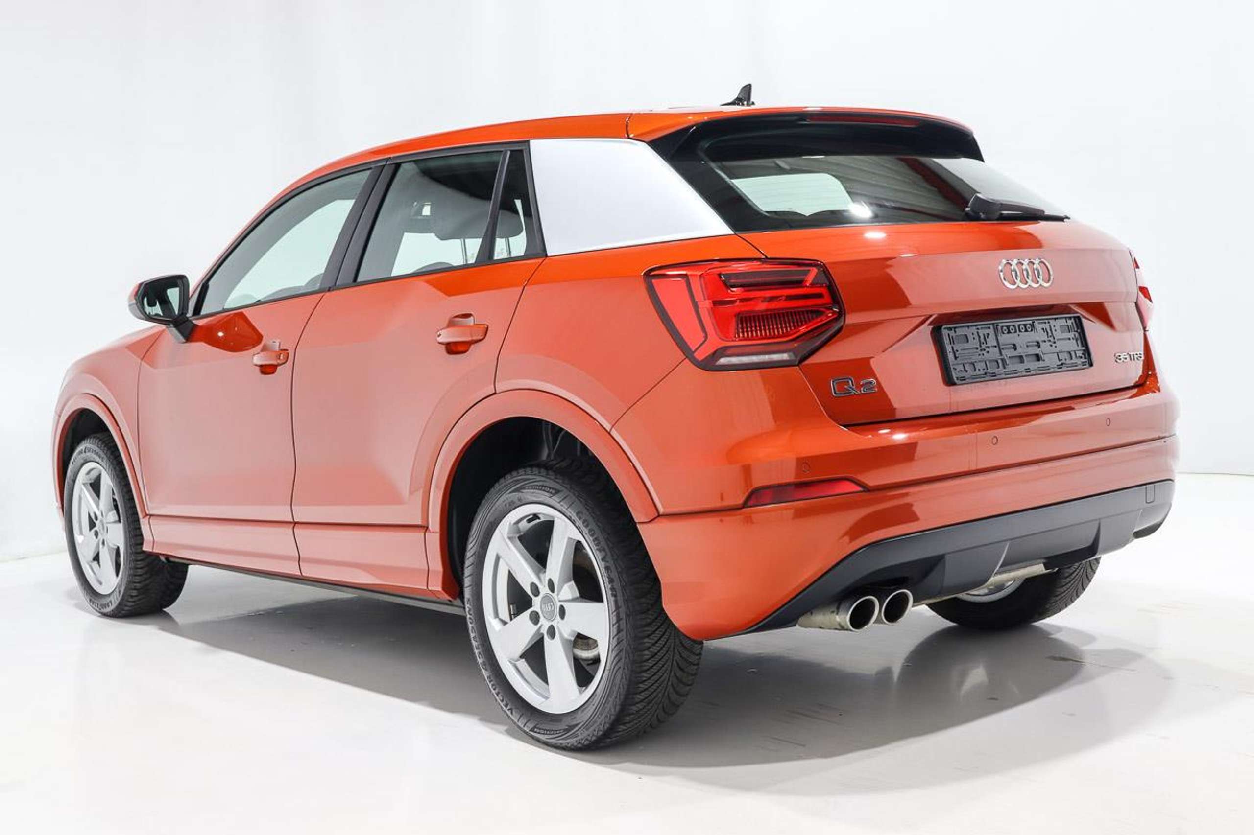 Audi - Q2