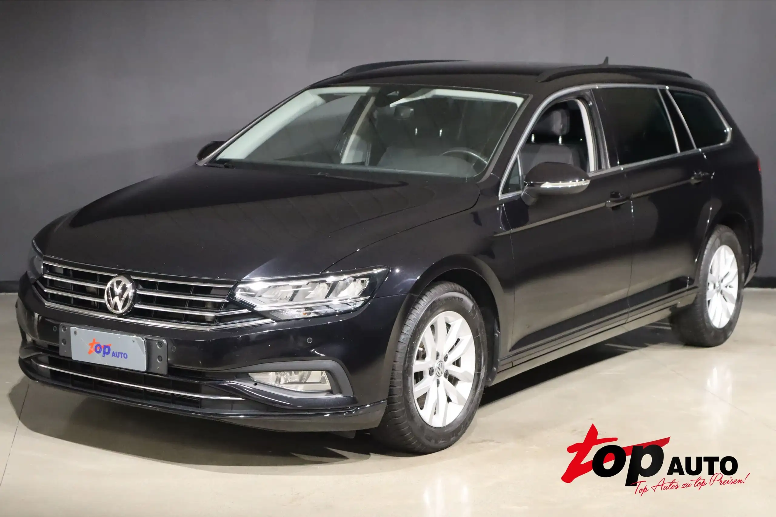 Volkswagen - Passat