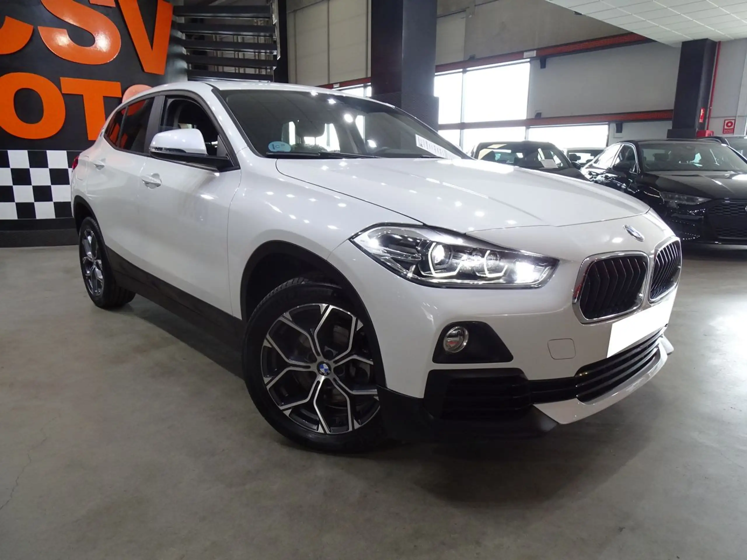 BMW - X2