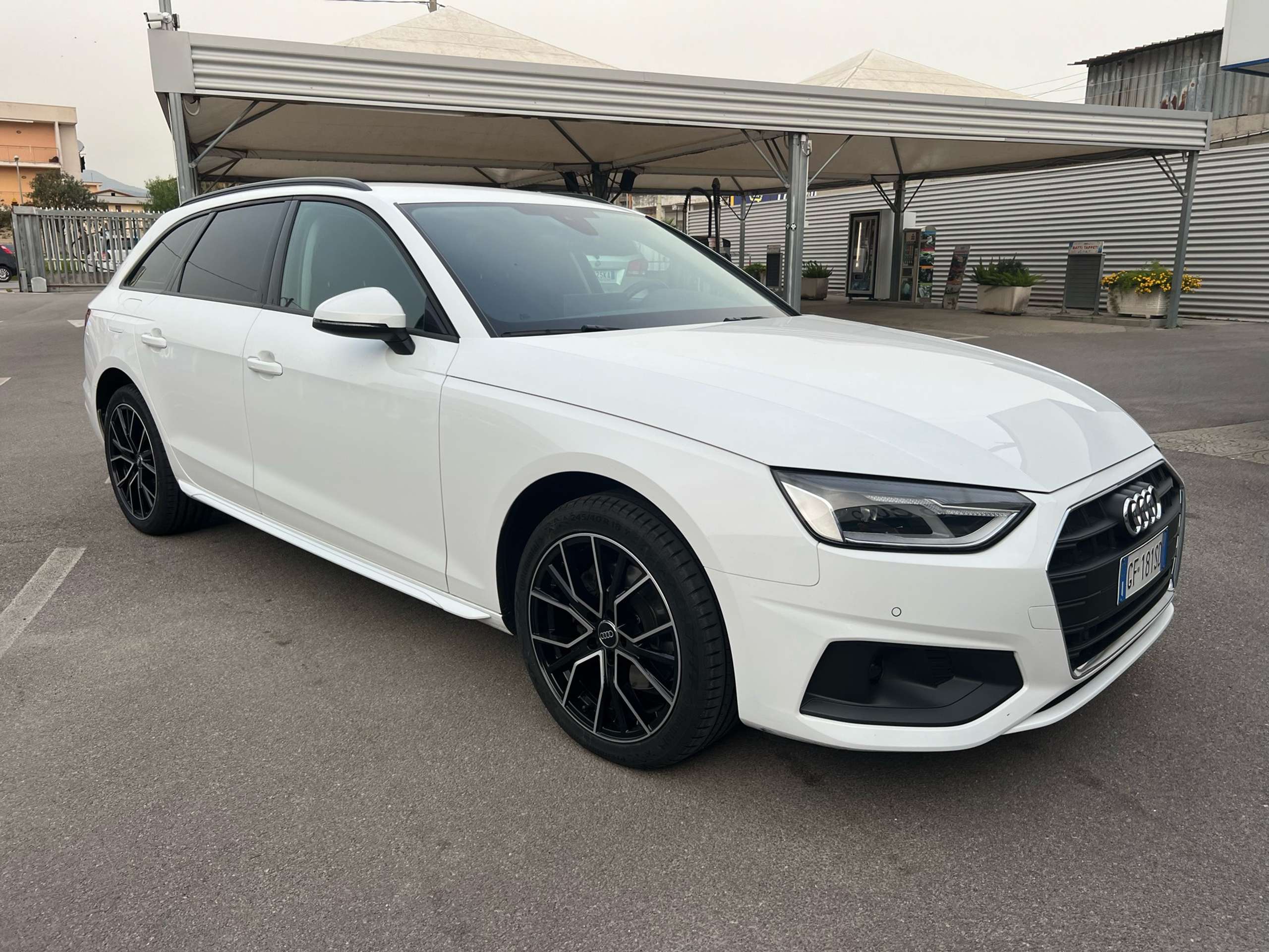 Audi - A4