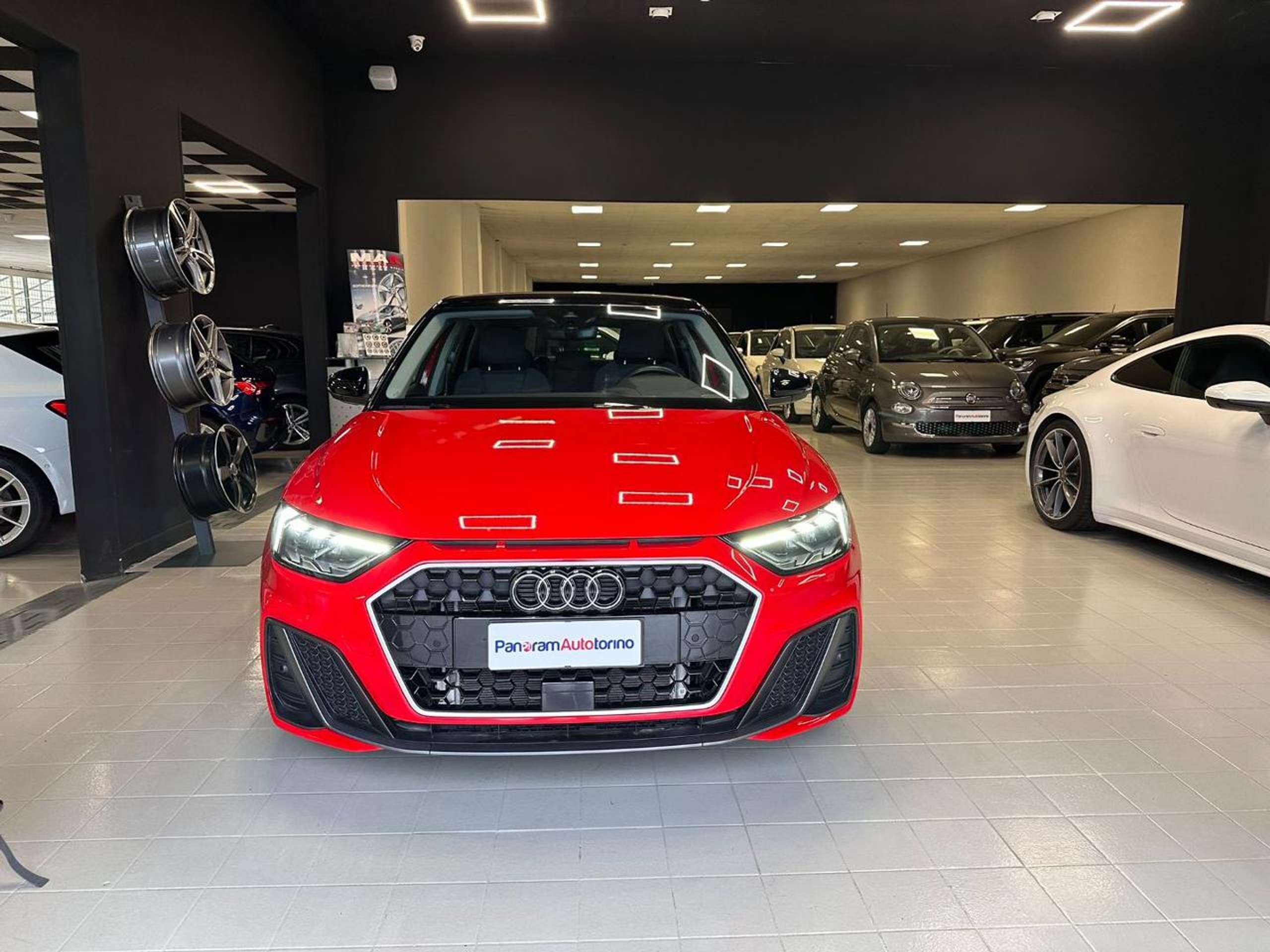 Audi - A1