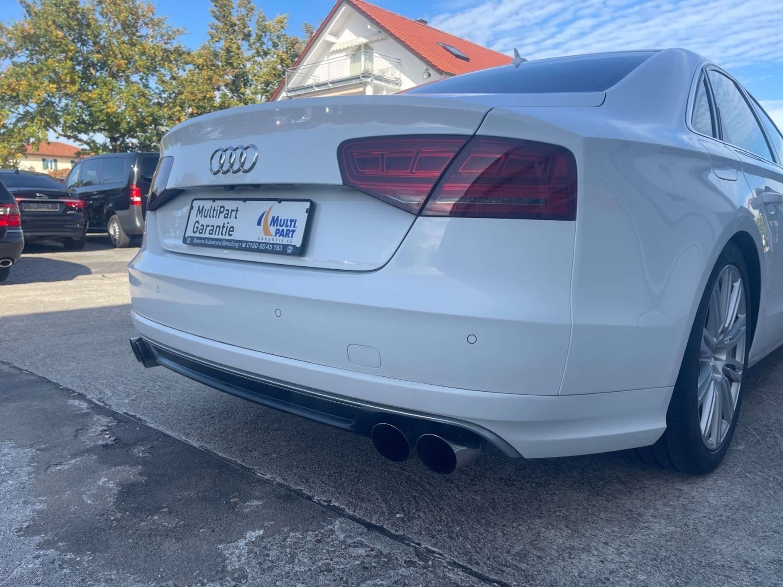 Audi - A8