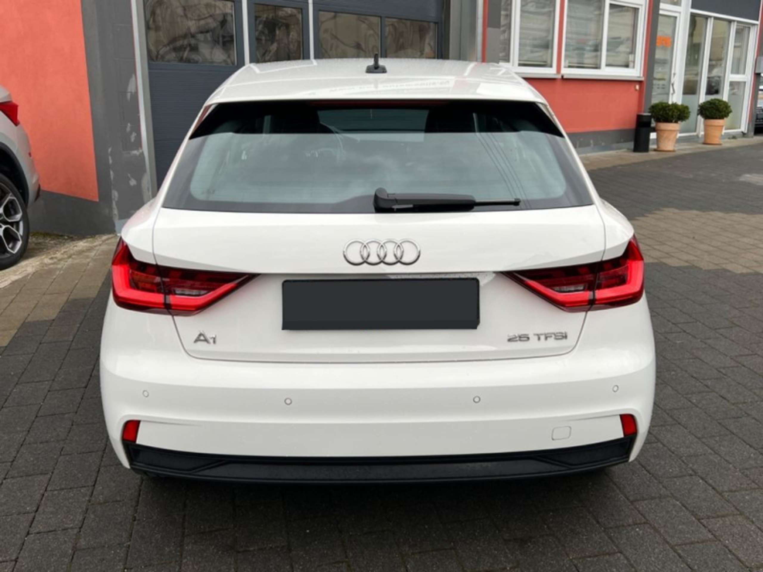 Audi - A1