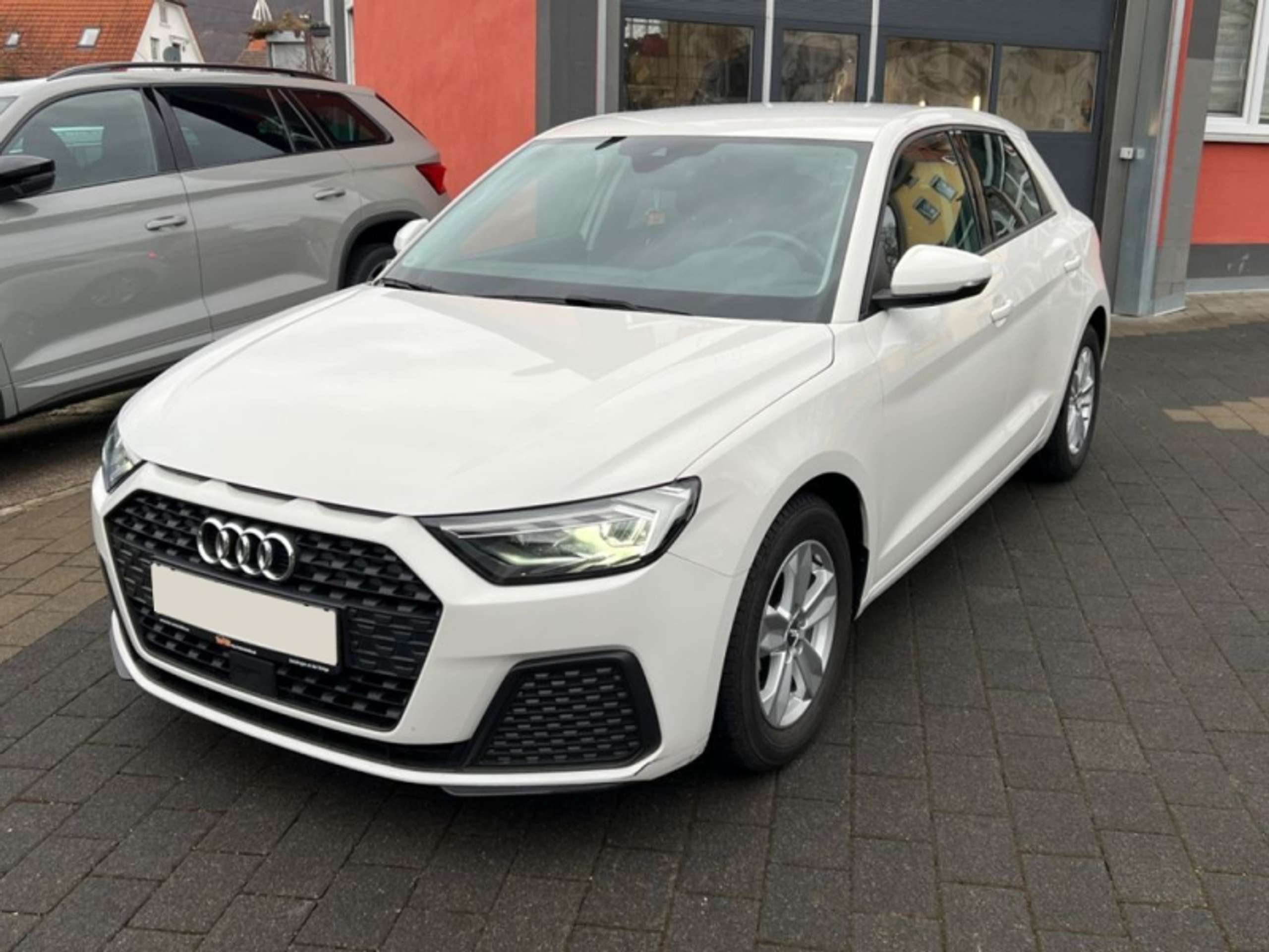 Audi - A1