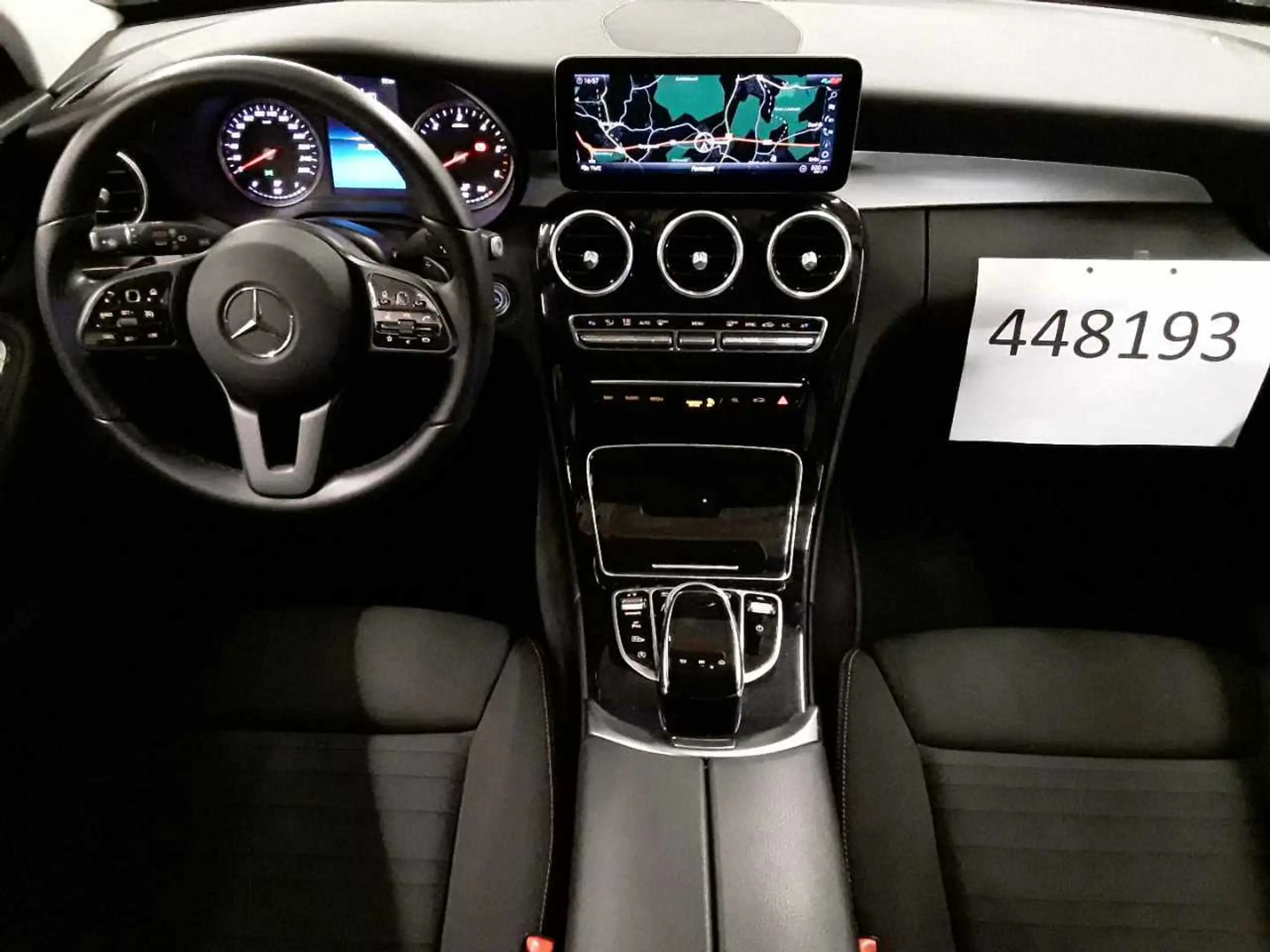 Mercedes-Benz - C 220