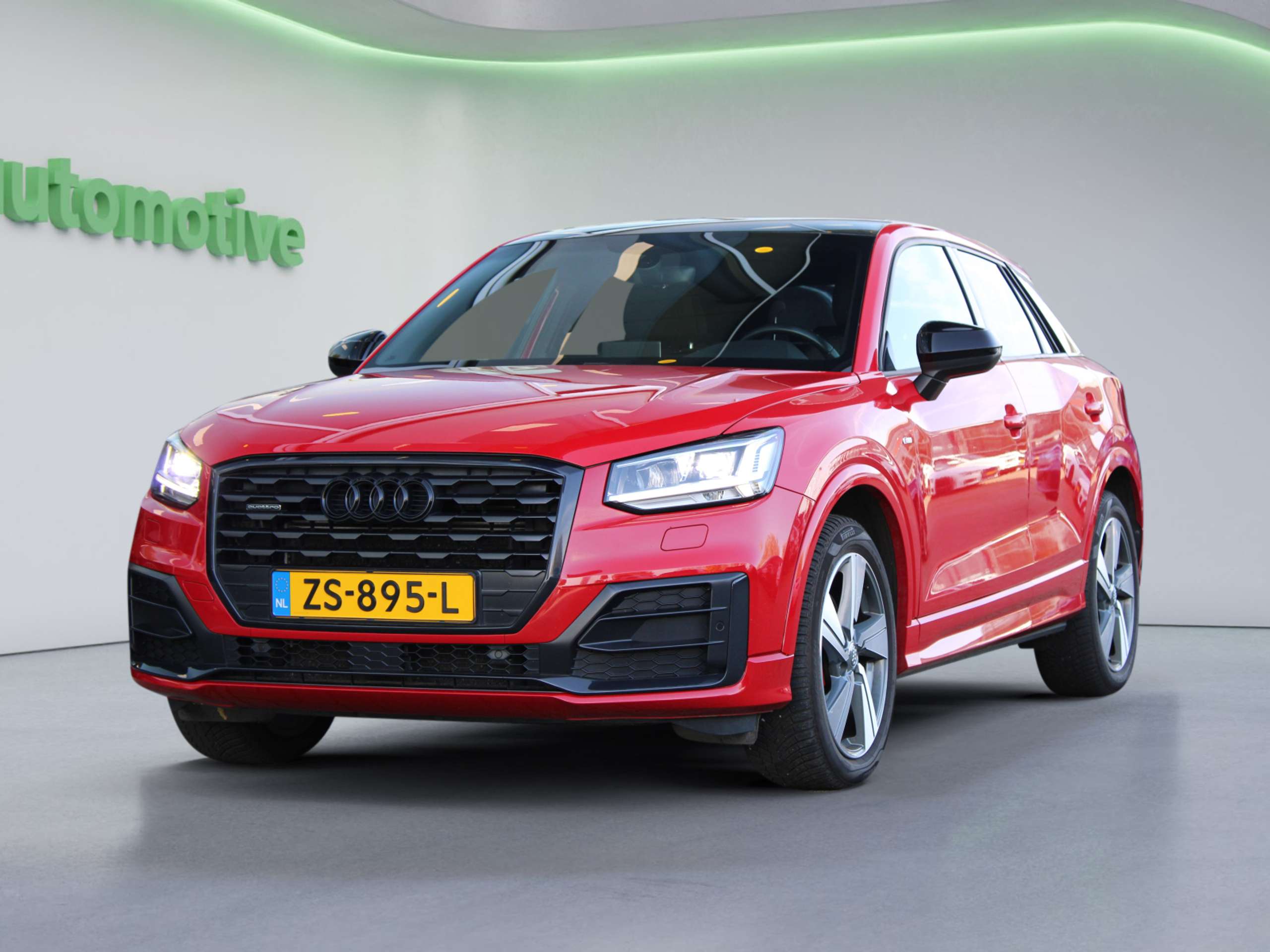 Audi - Q2