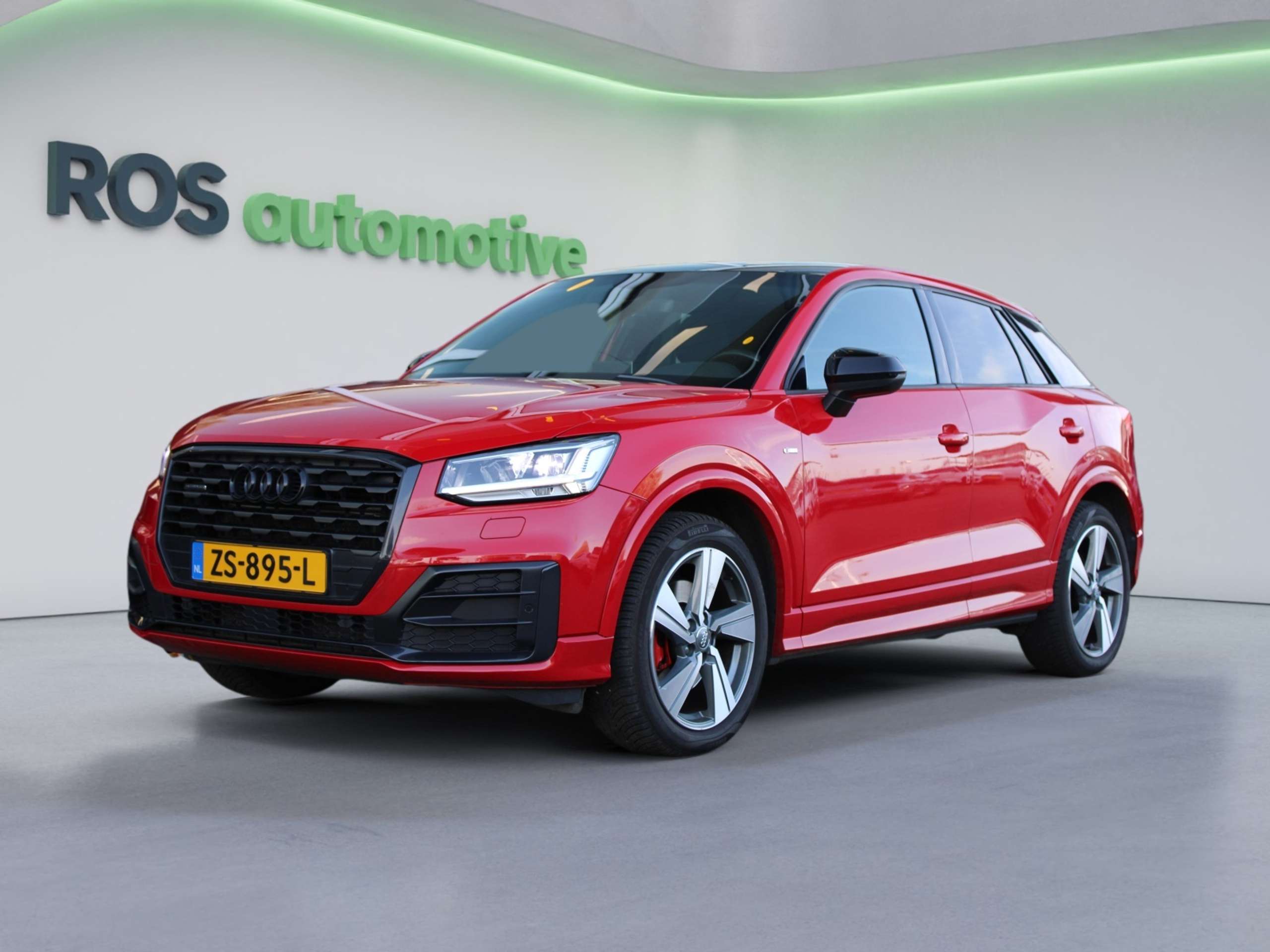 Audi - Q2