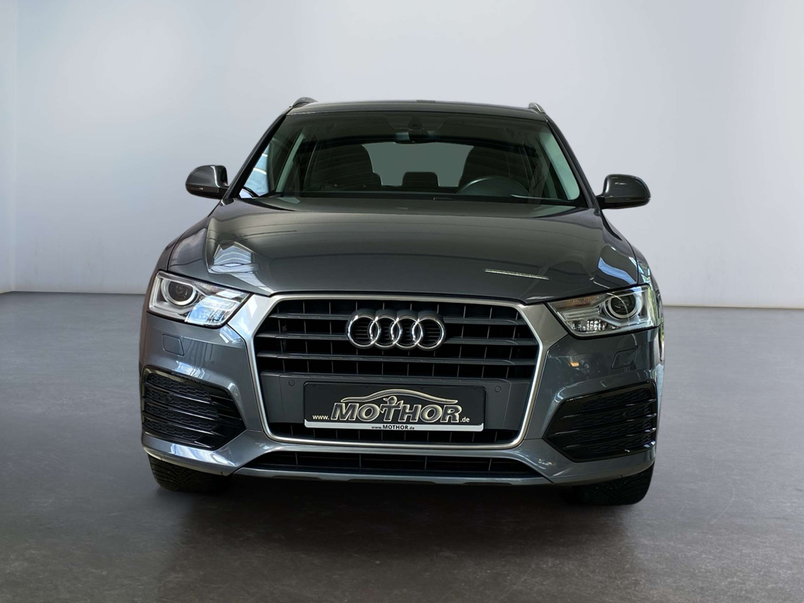 Audi - Q3