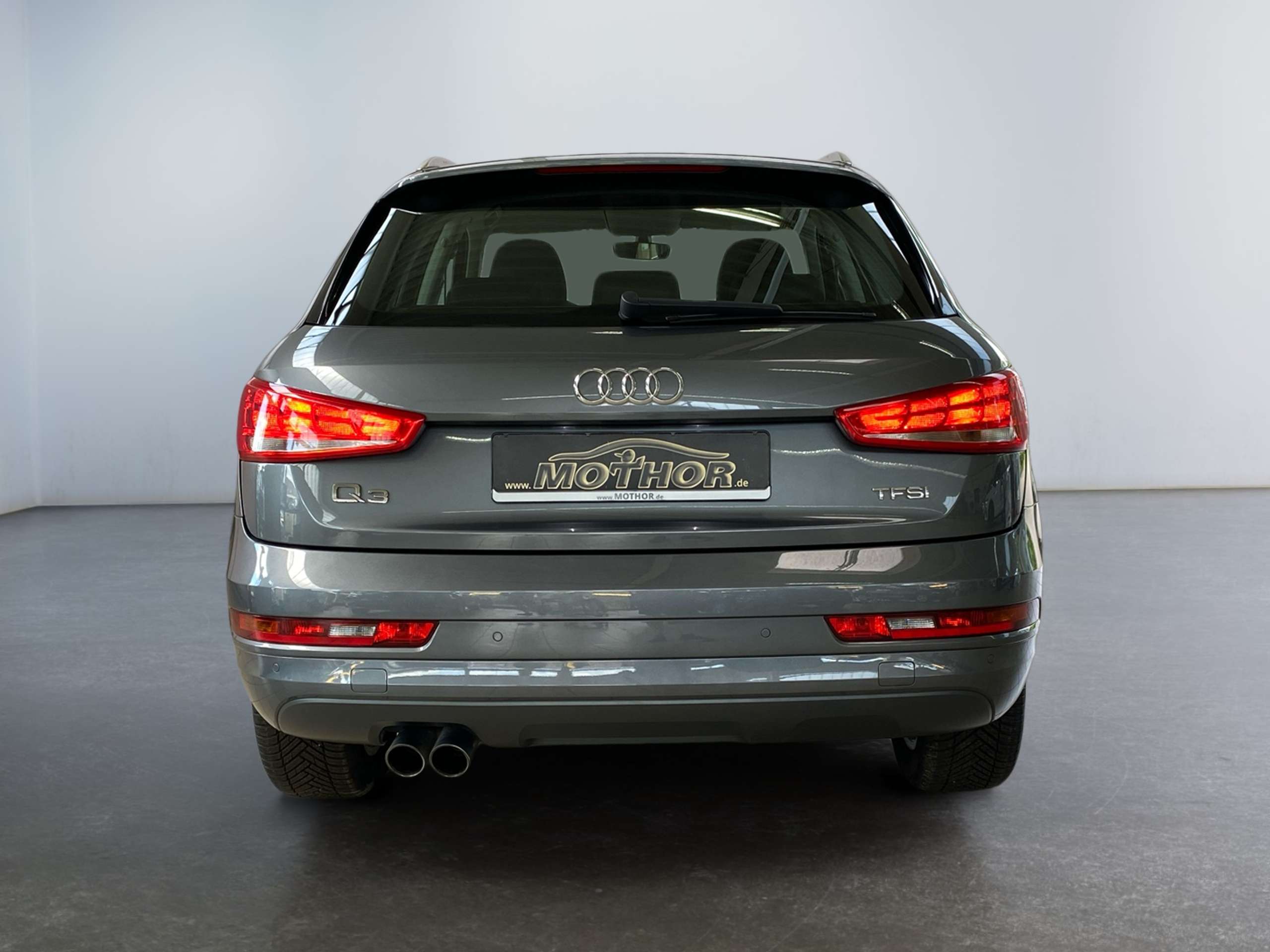 Audi - Q3