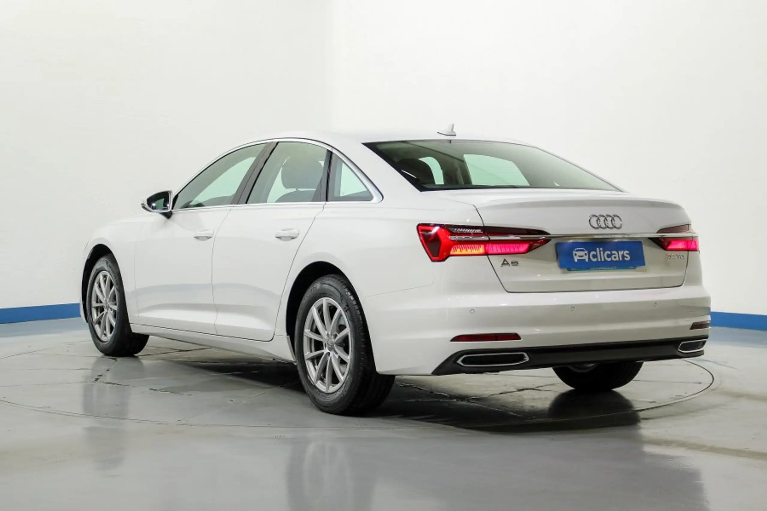 Audi - A6