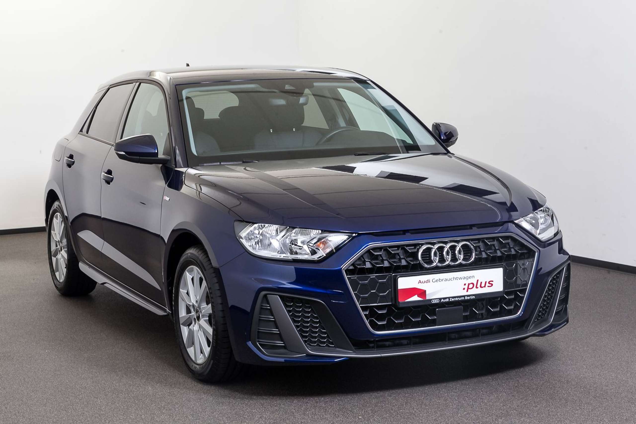 Audi - A1