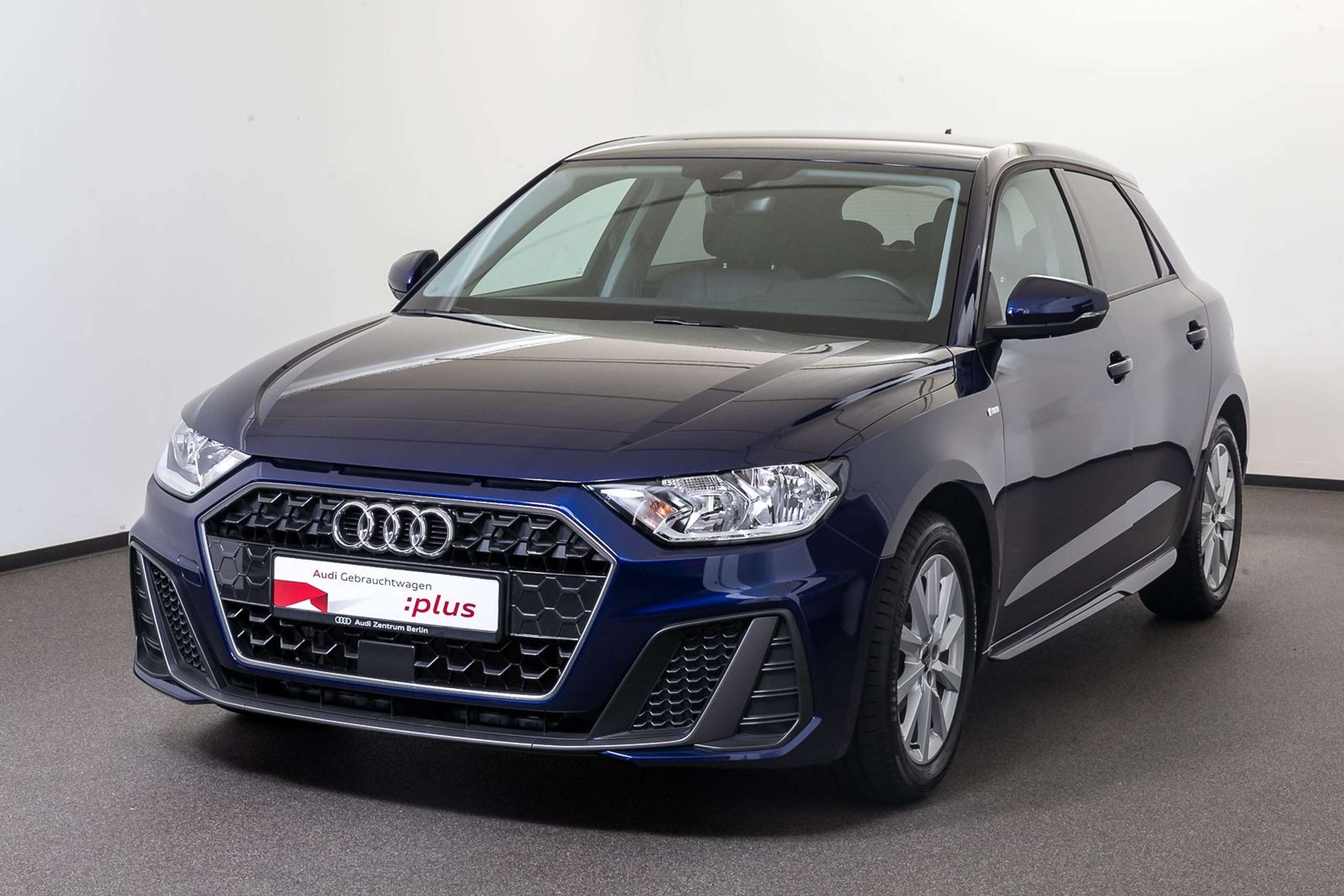 Audi - A1