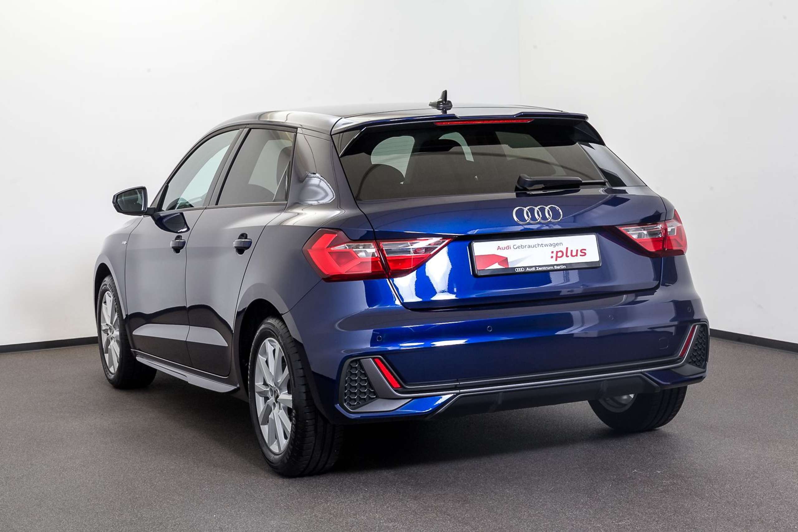 Audi - A1