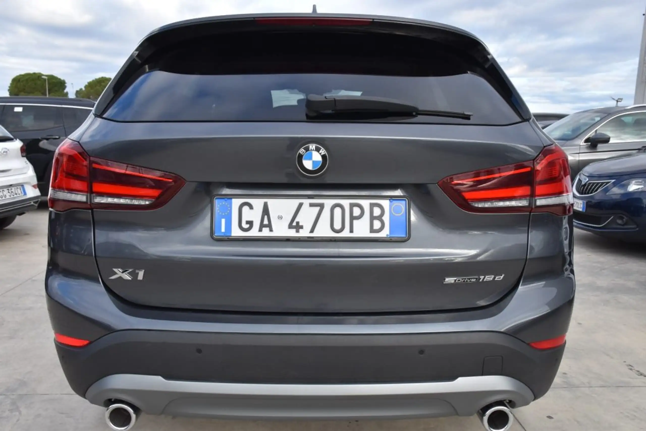 BMW - X1