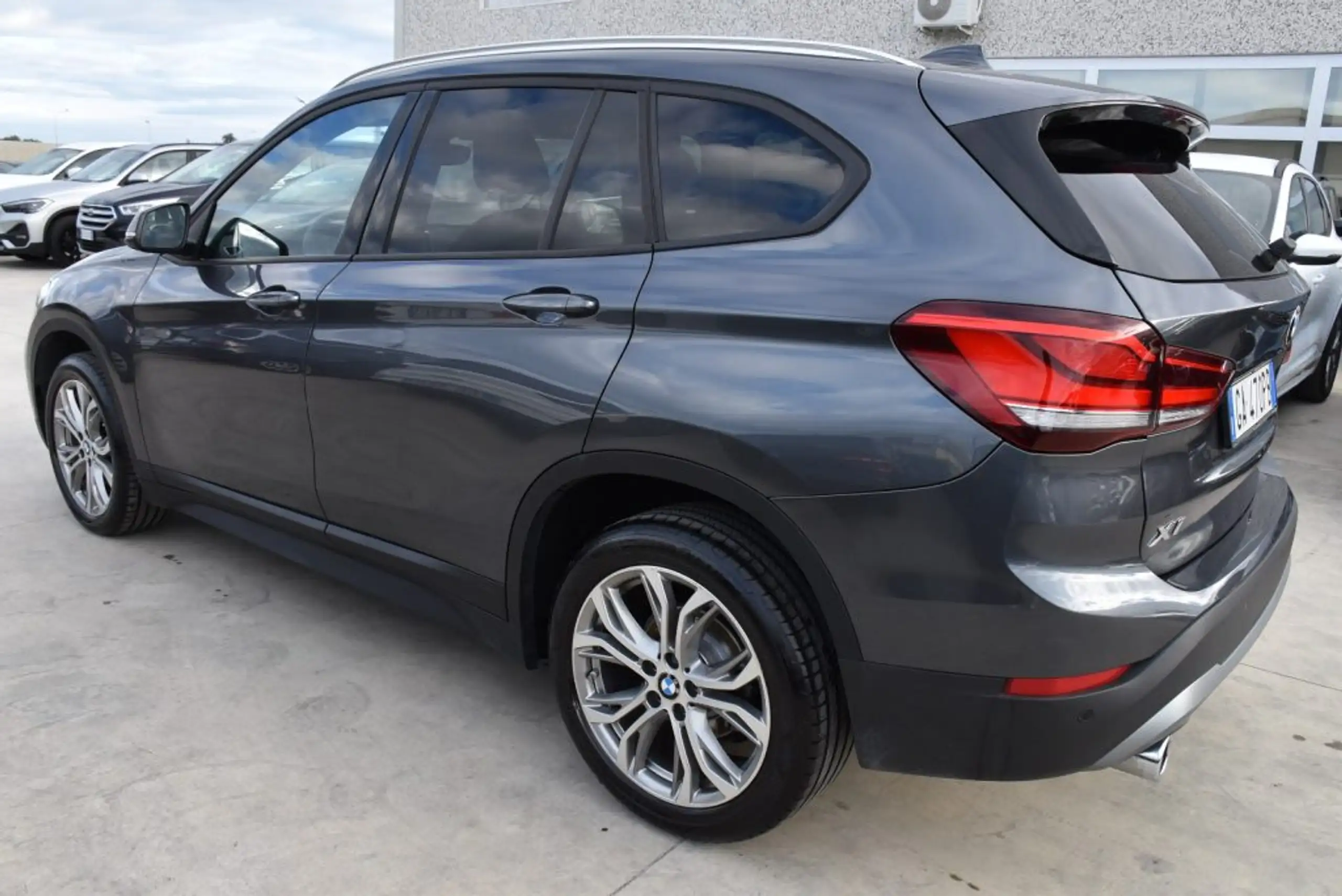 BMW - X1