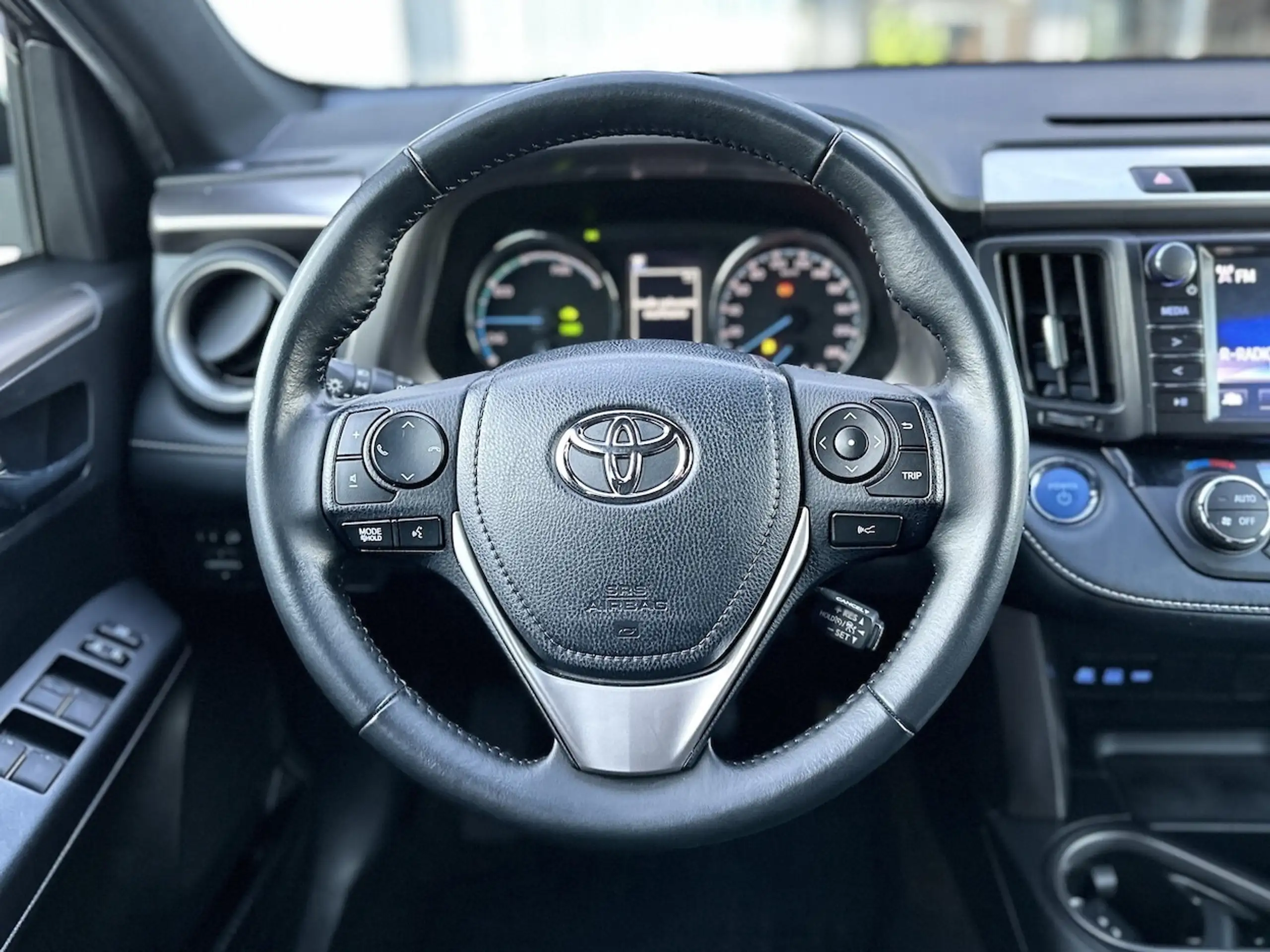 Toyota - RAV 4