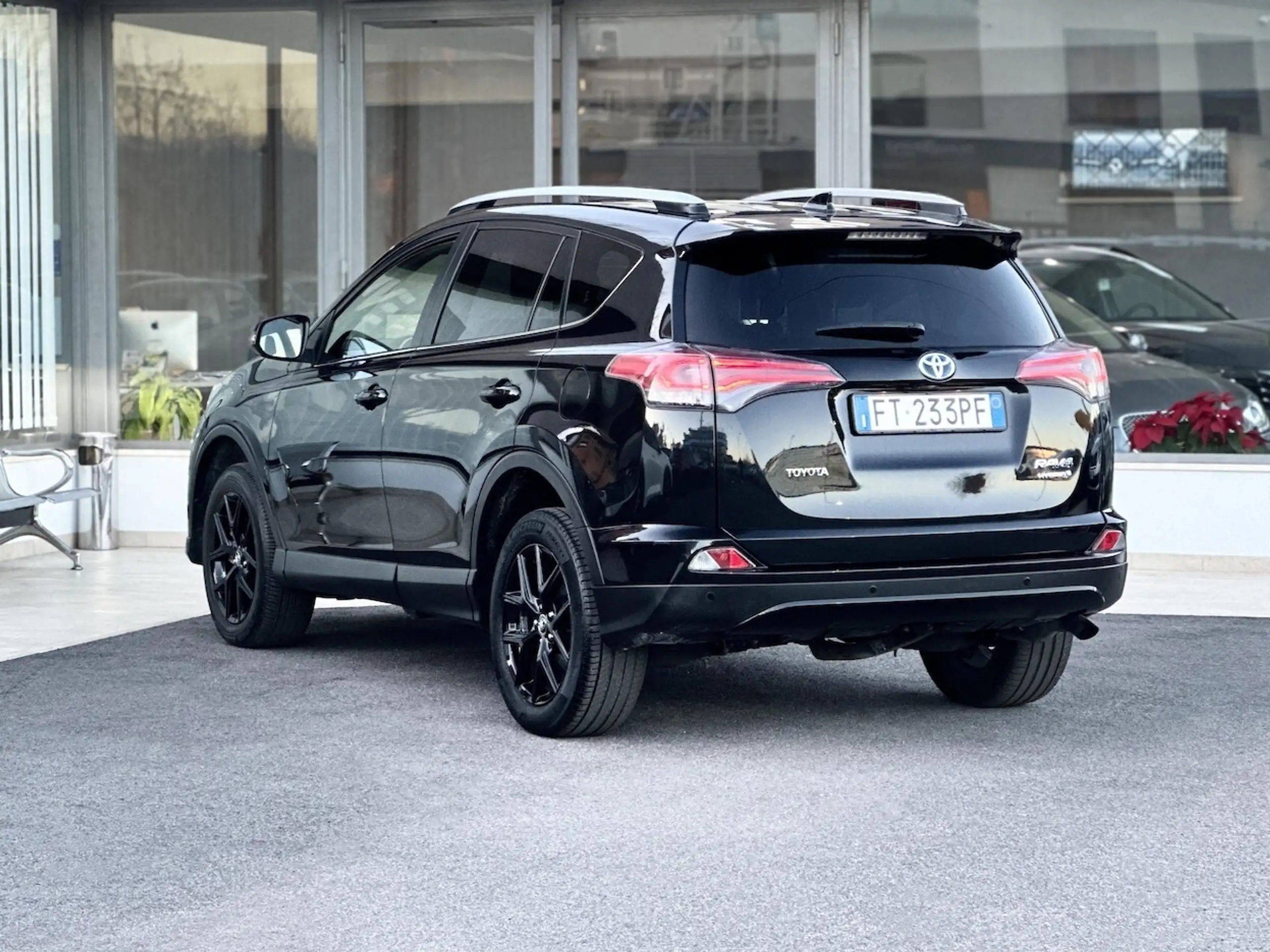 Toyota - RAV 4