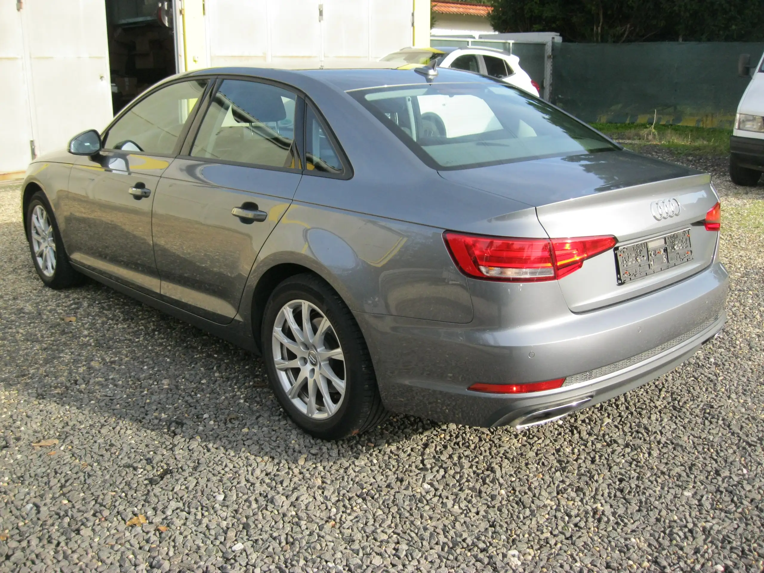 Audi - A4