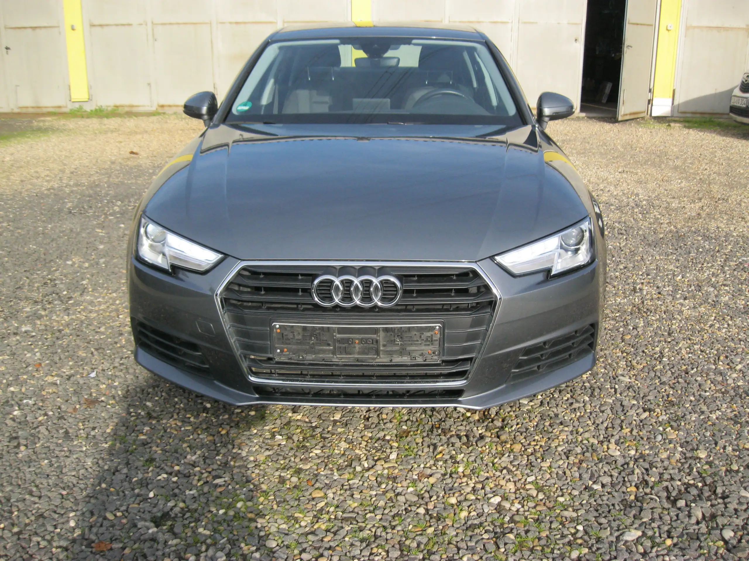 Audi - A4