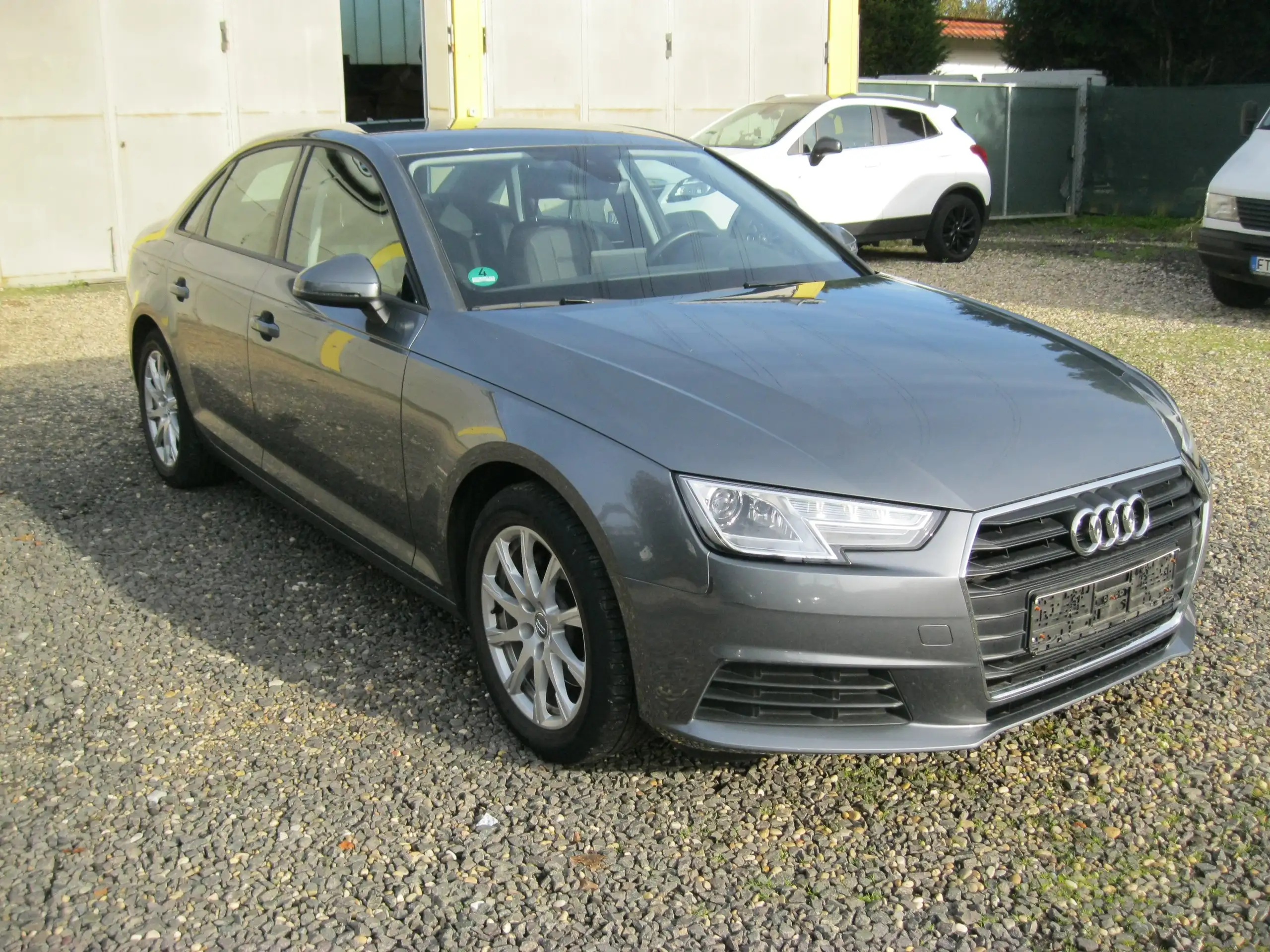 Audi - A4