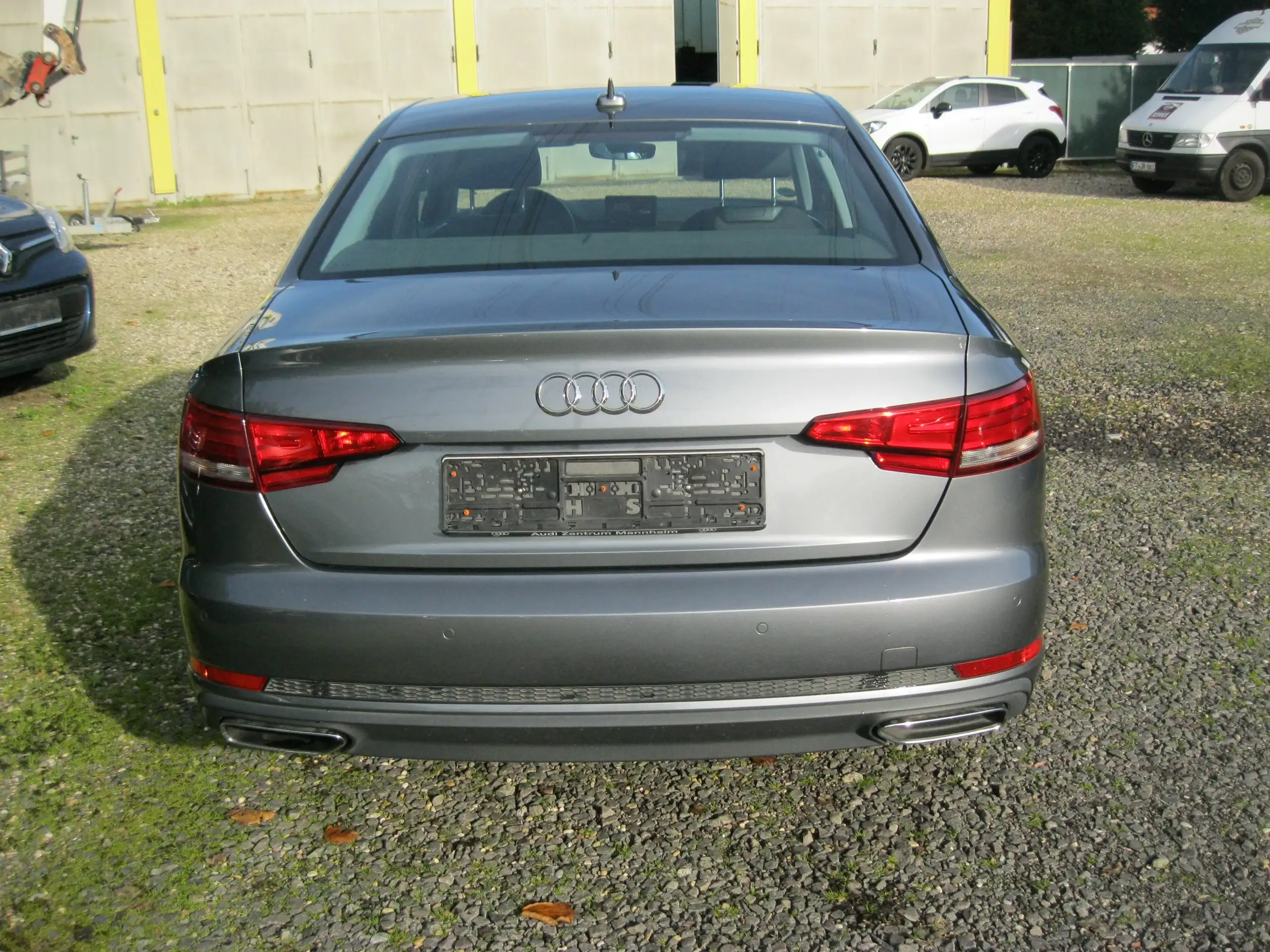 Audi - A4