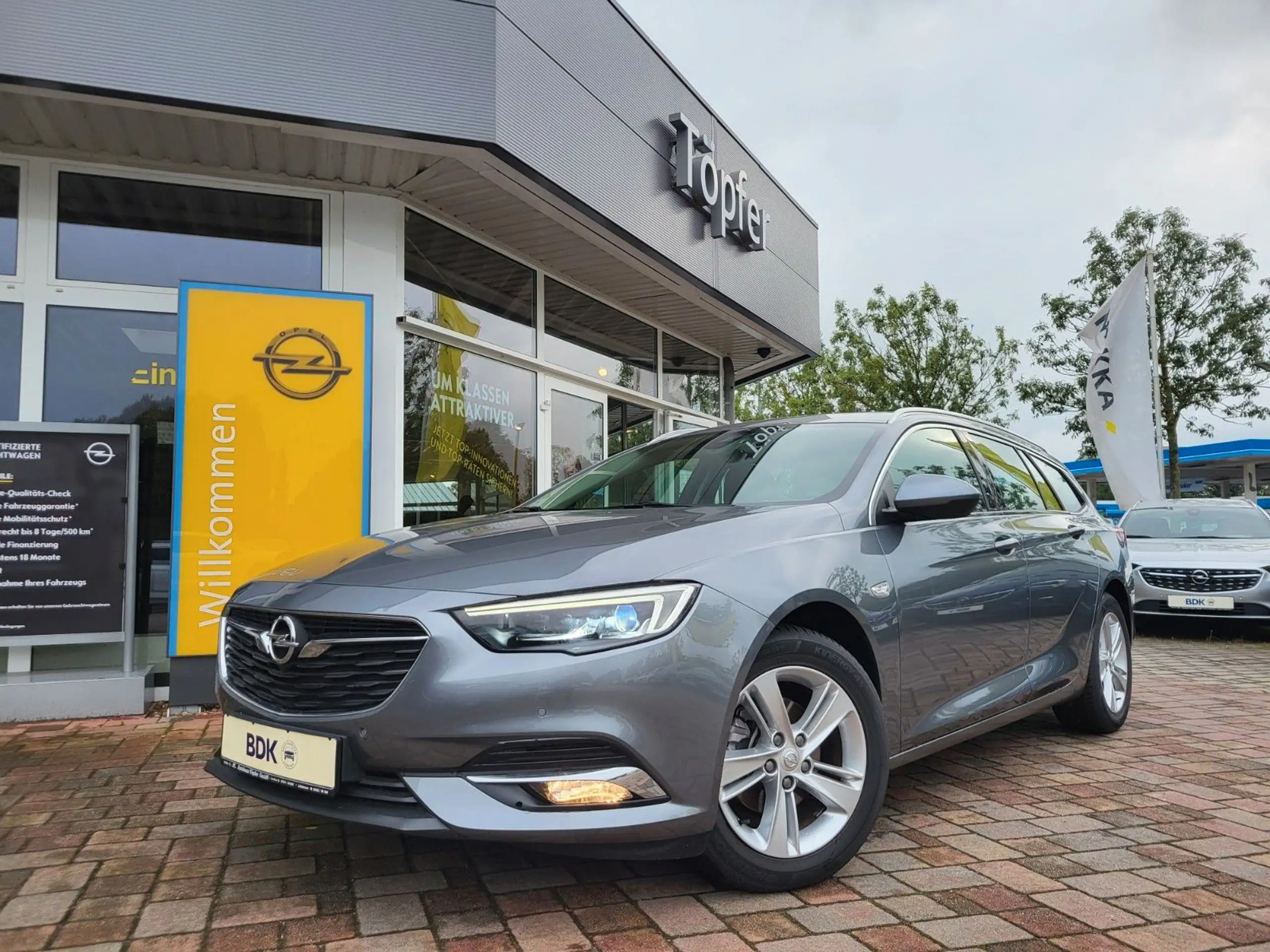 Opel - Insignia