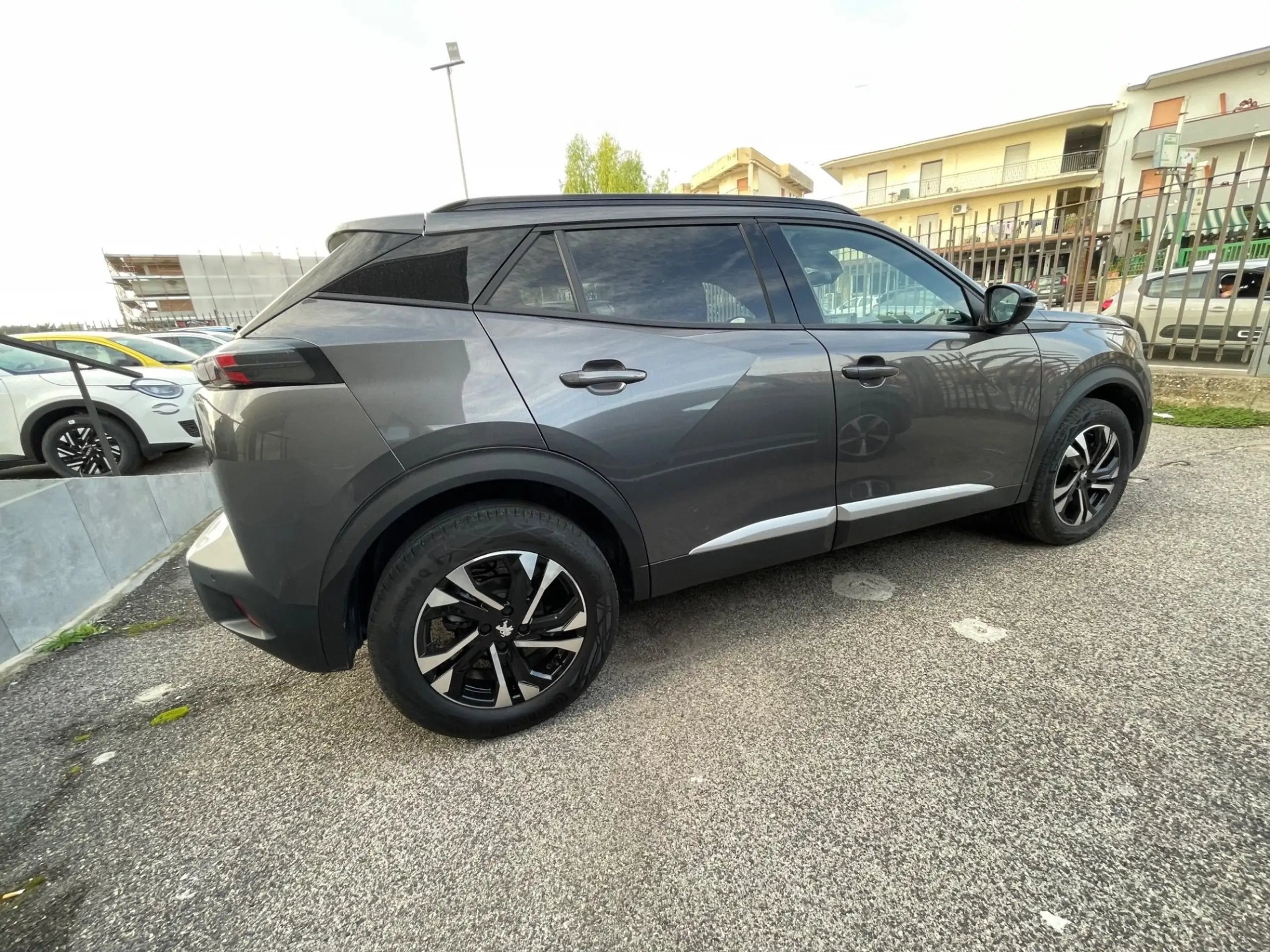 Peugeot - 2008