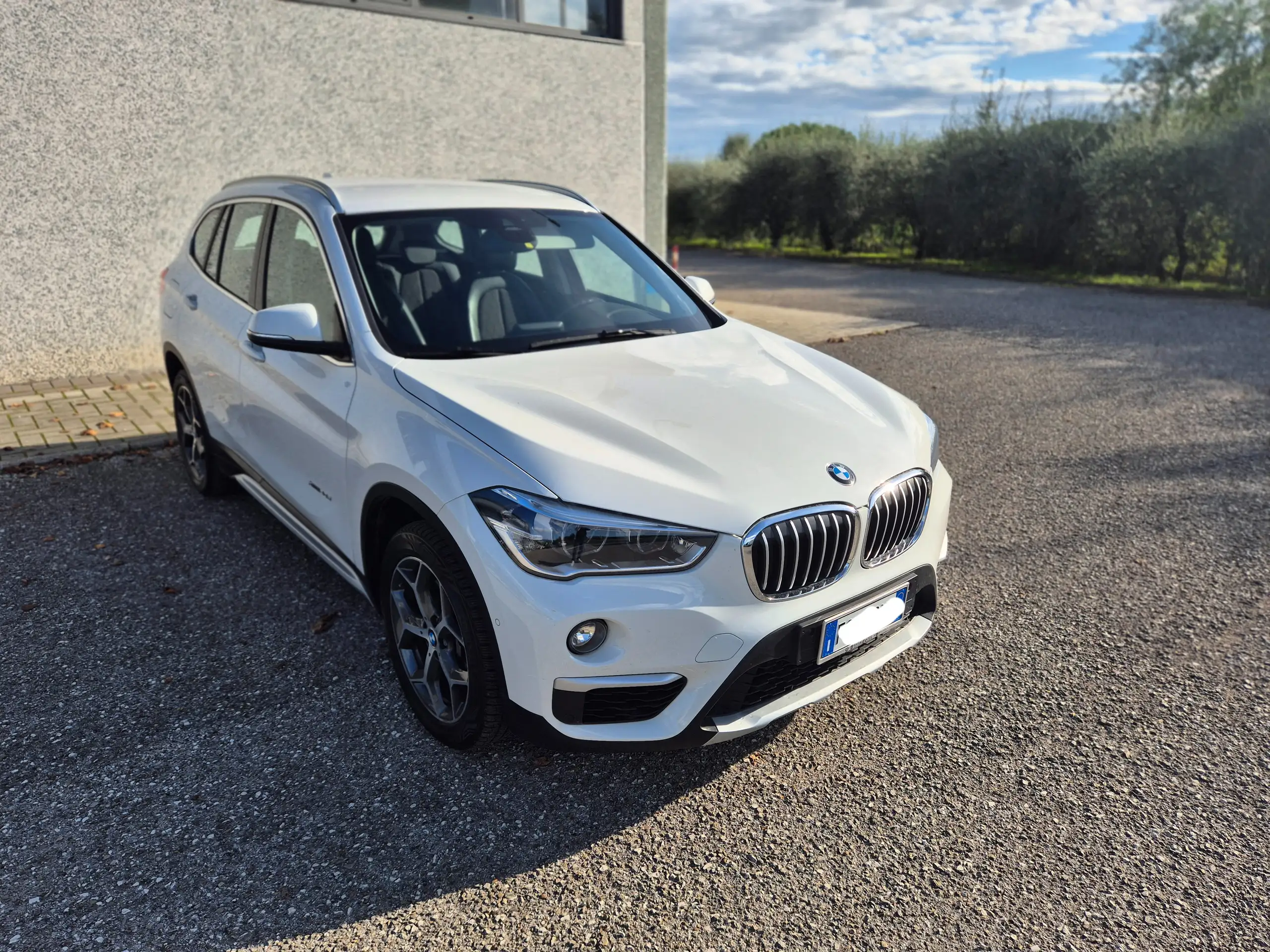 BMW - X1