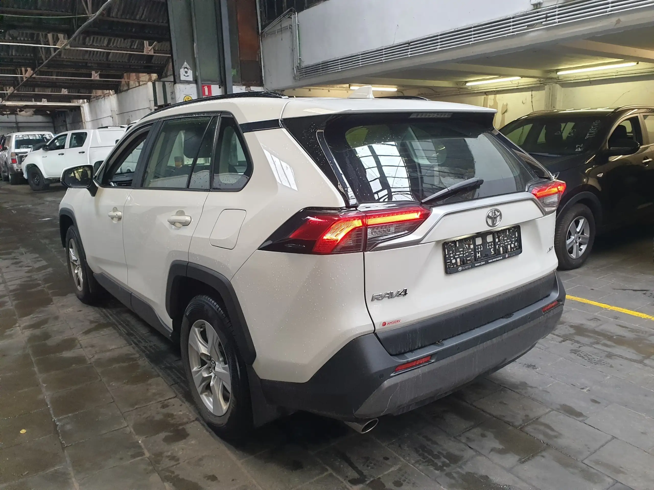 Toyota - RAV 4