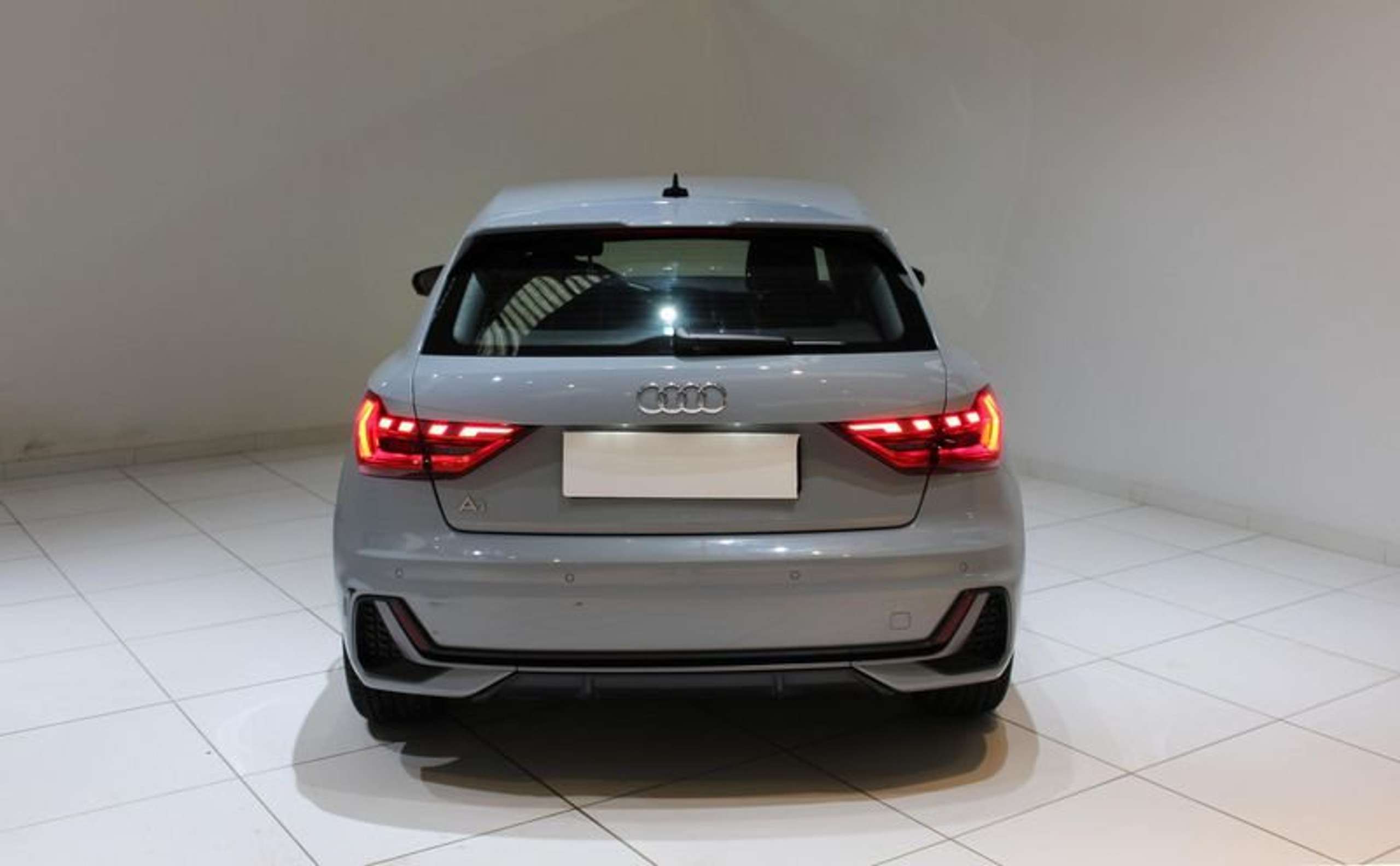 Audi - A1