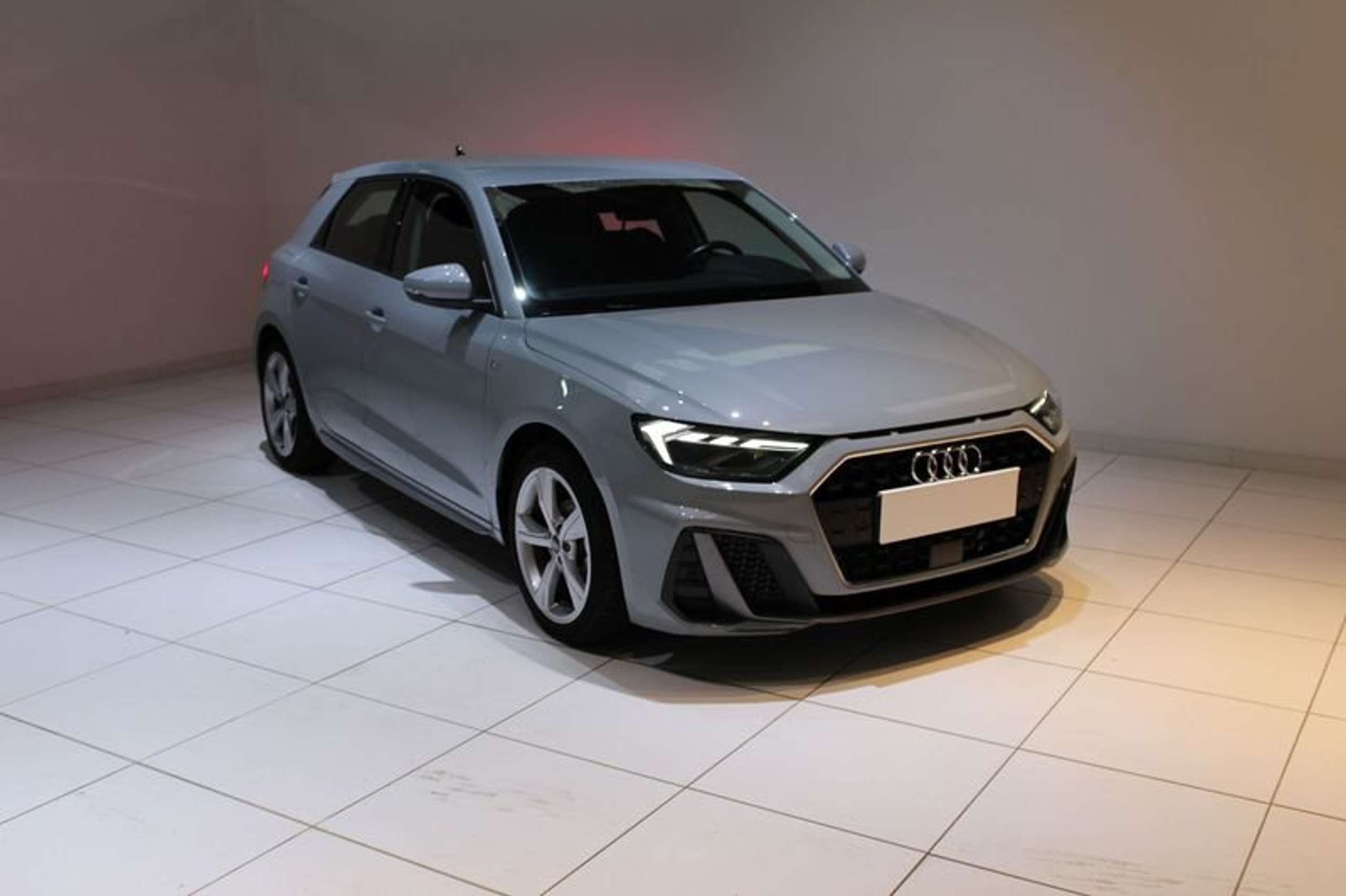 Audi - A1