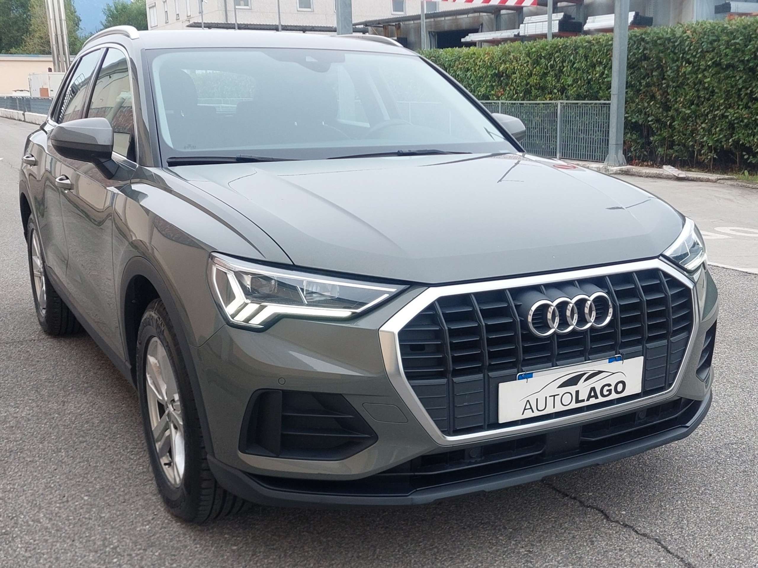 Audi - Q3