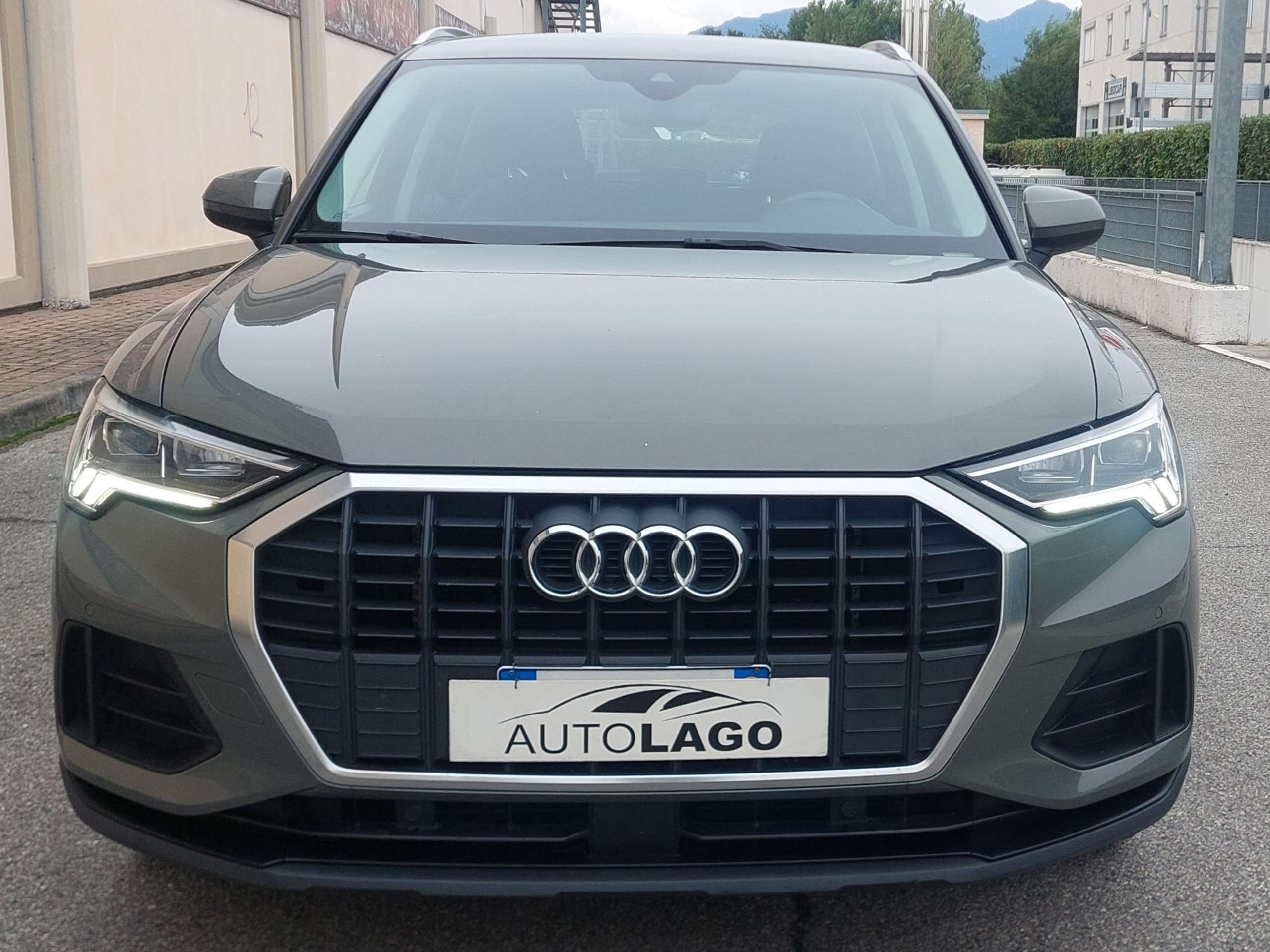 Audi - Q3