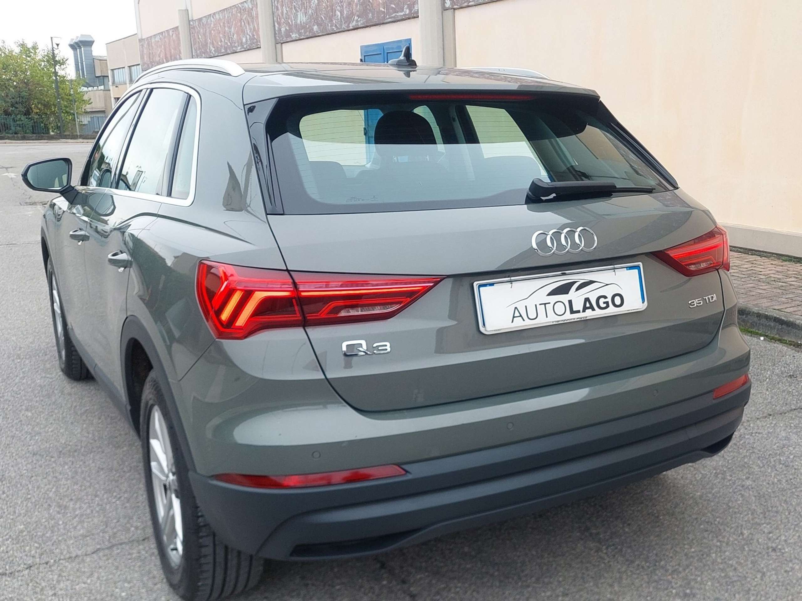 Audi - Q3