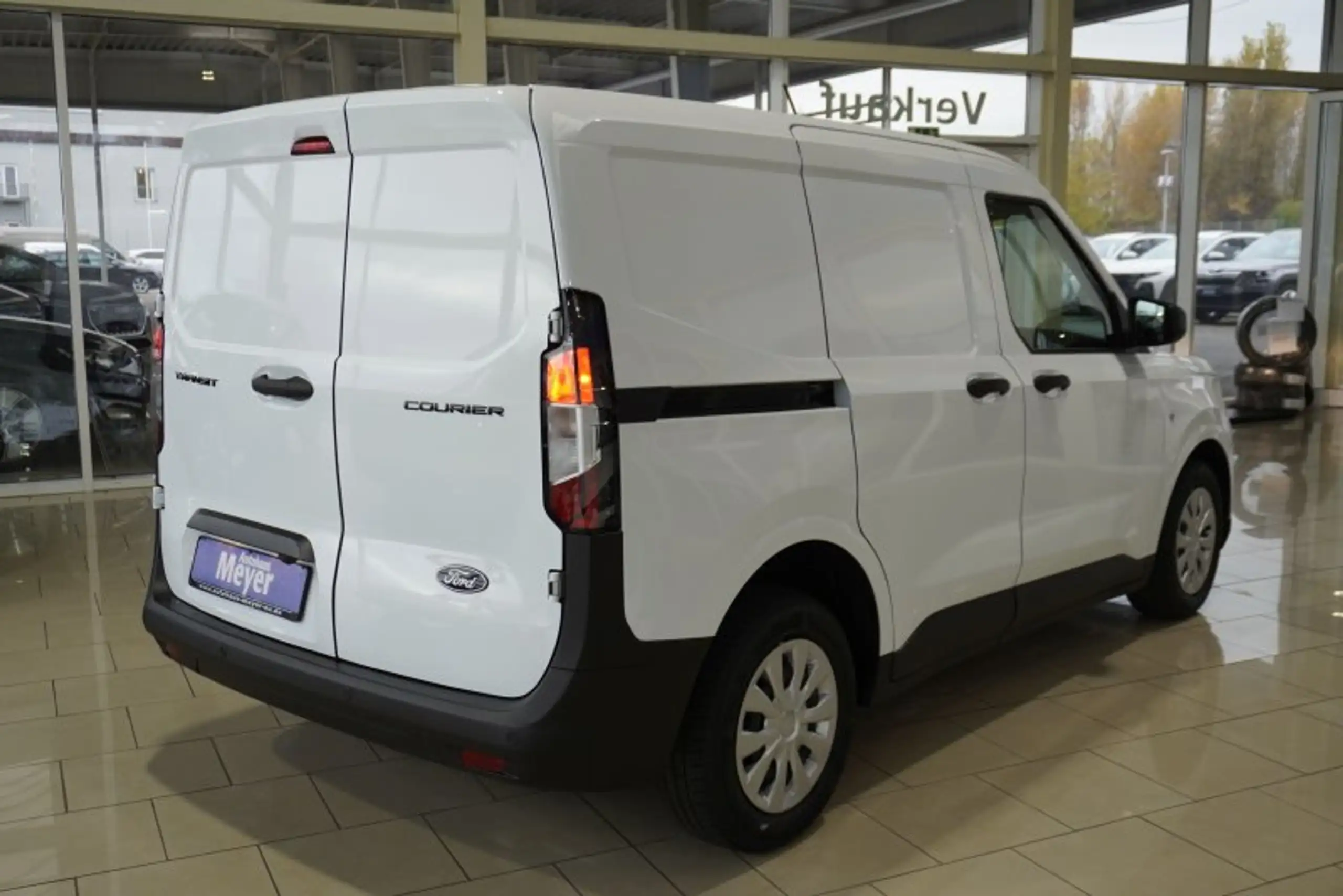 Ford - Transit Courier