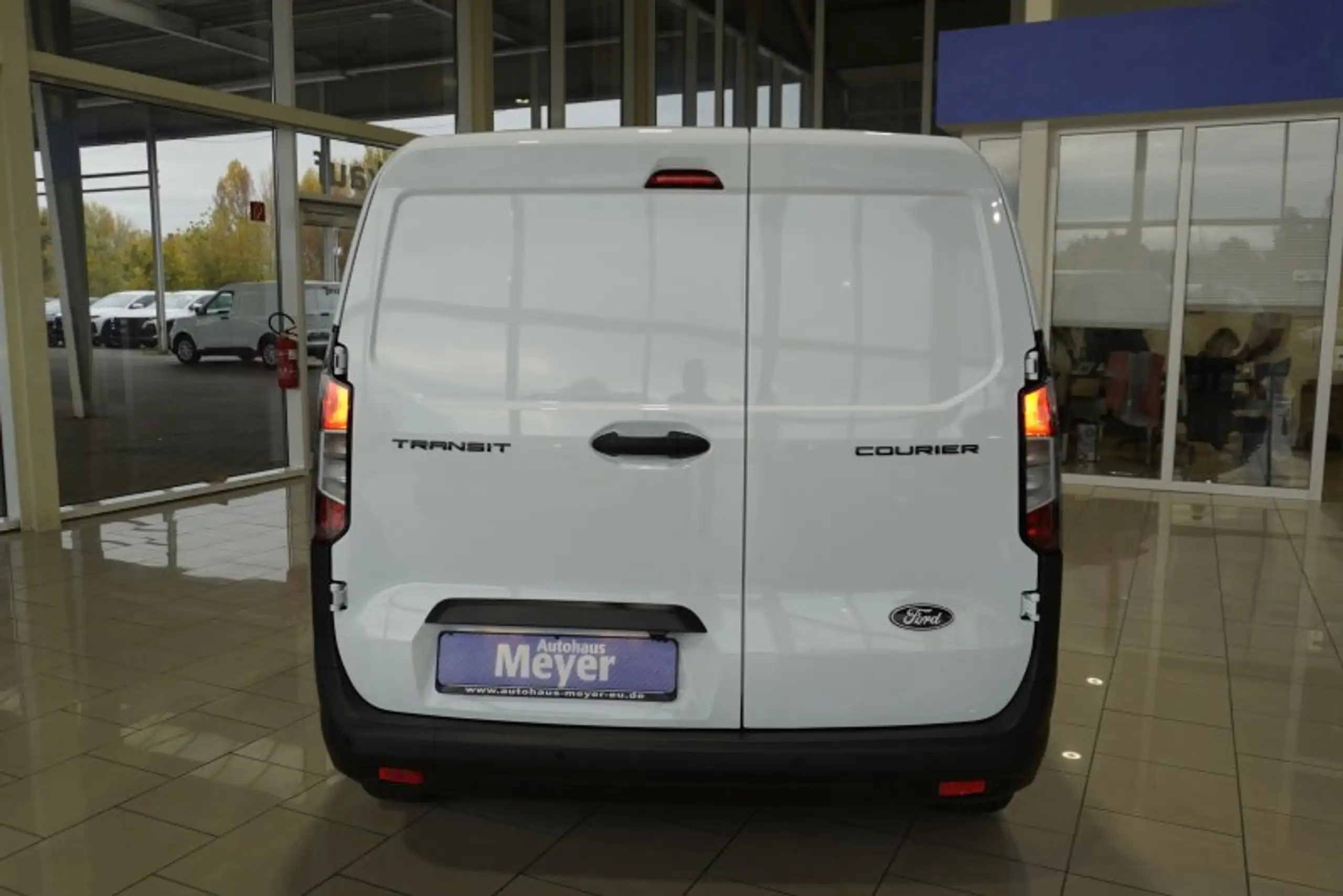 Ford - Transit Courier