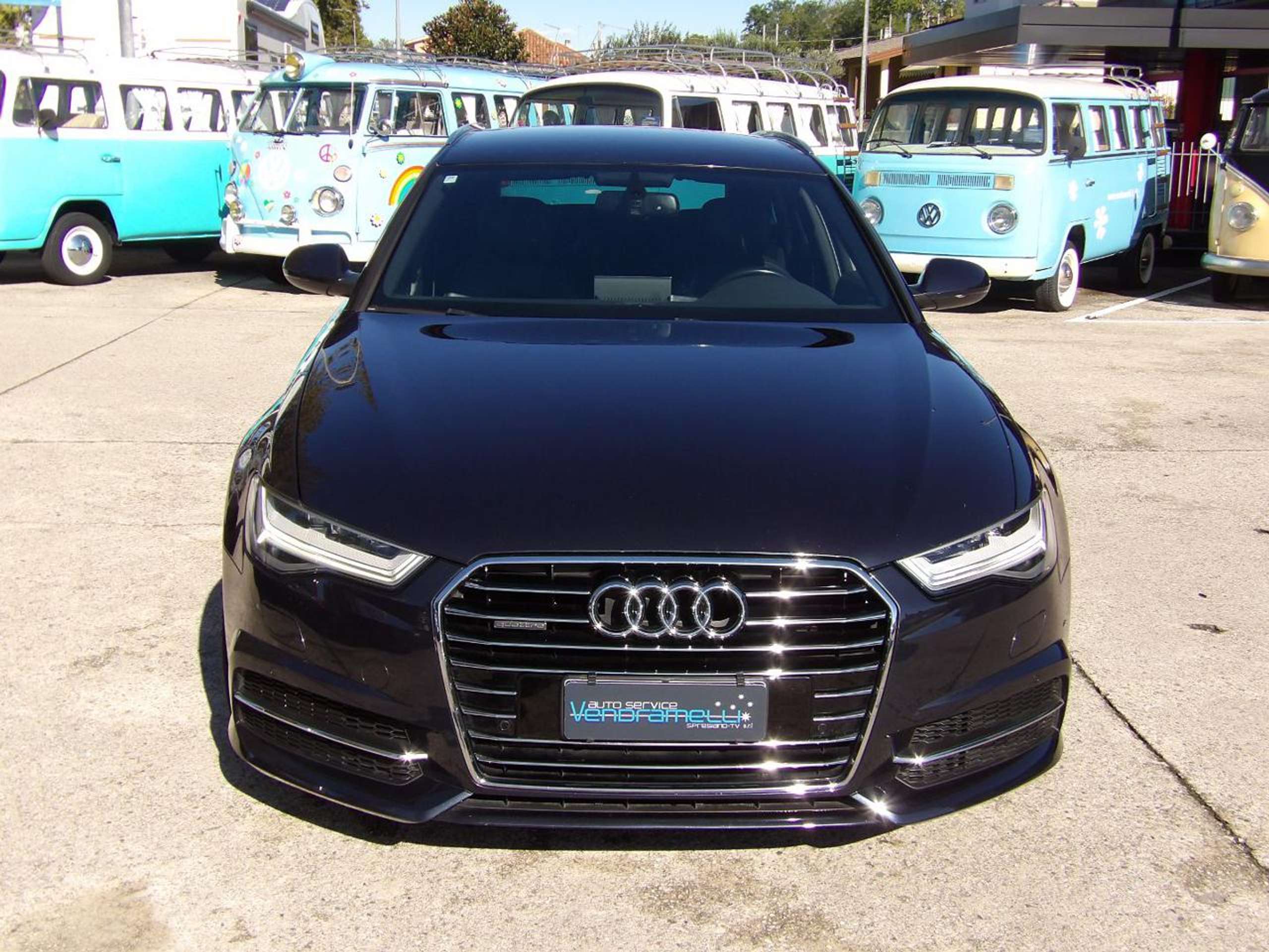 Audi - A6