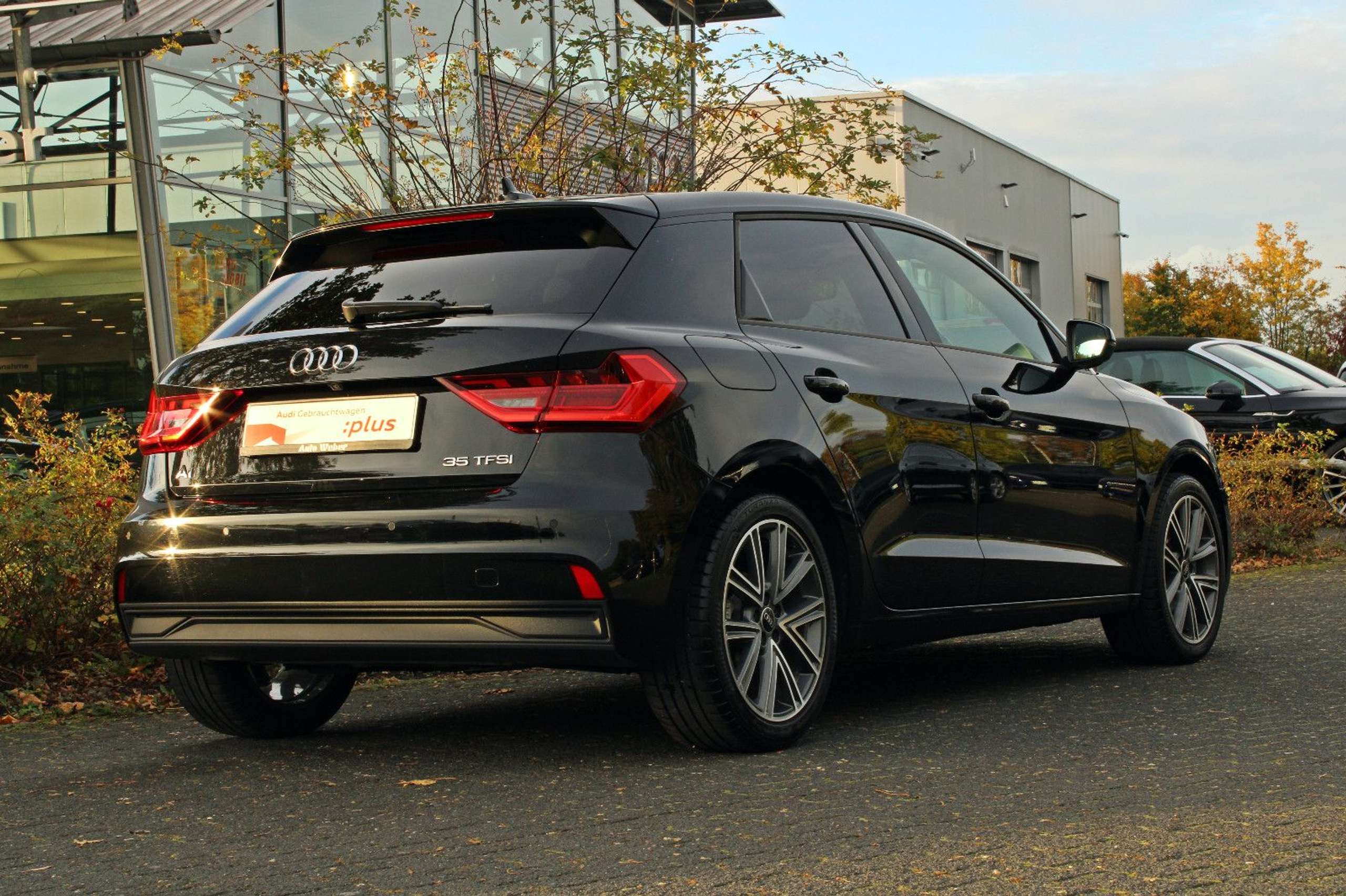 Audi - A1