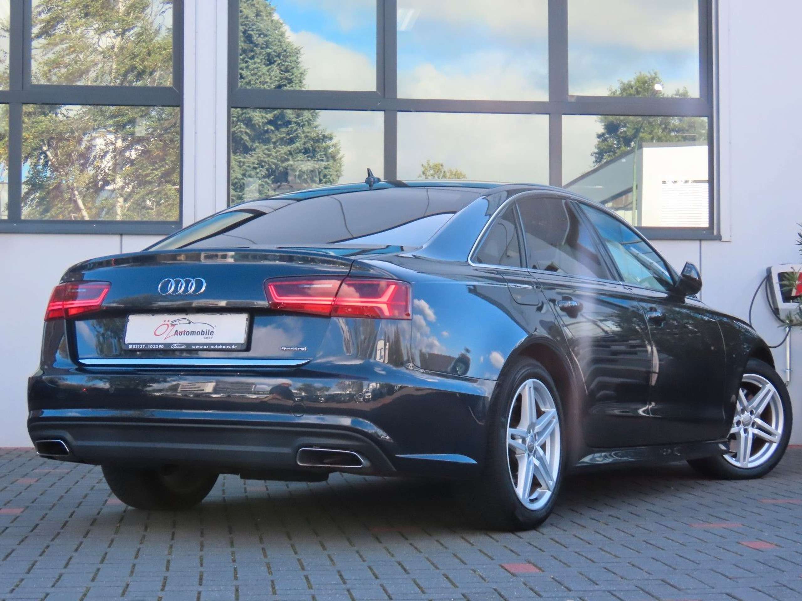 Audi - A6