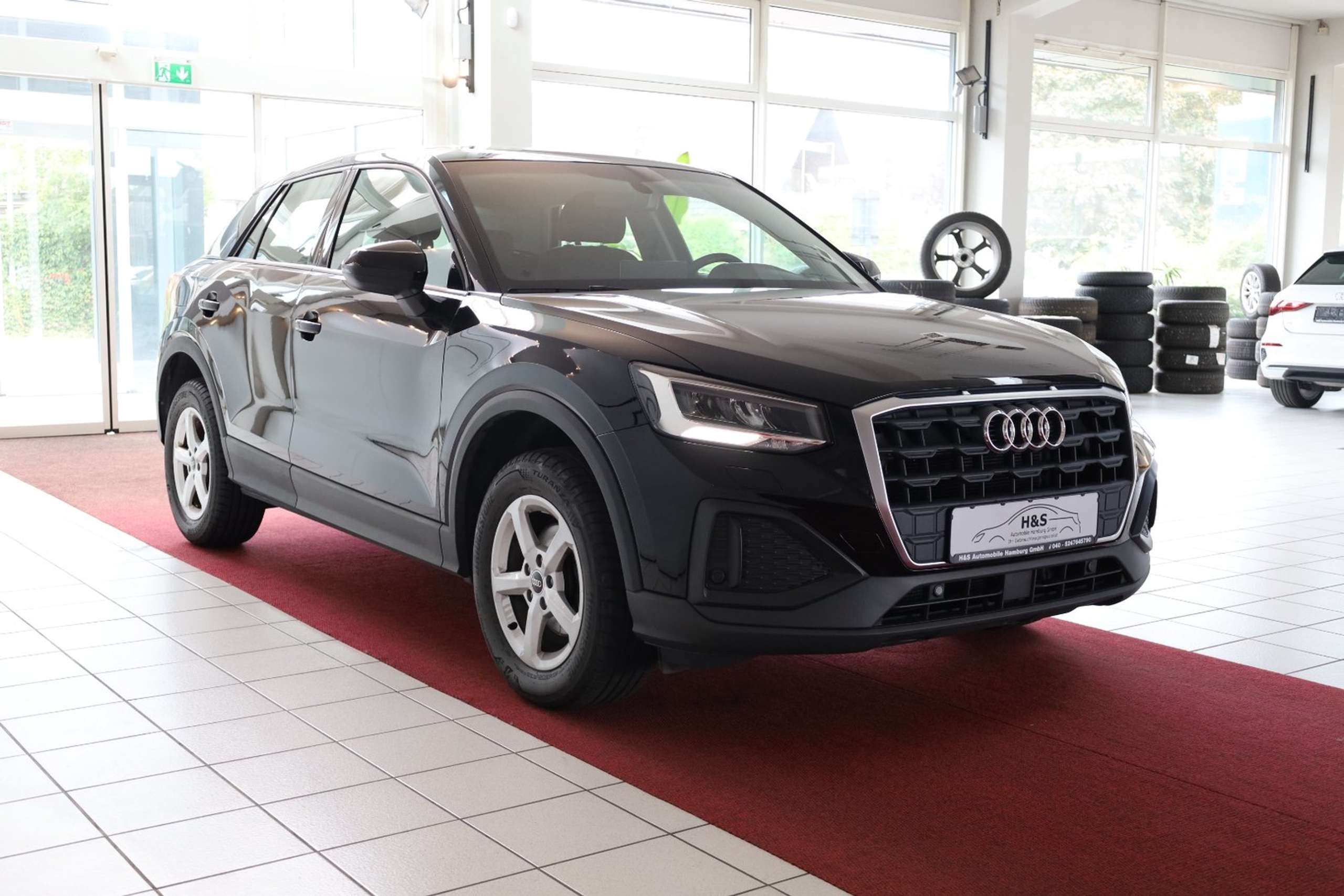 Audi - Q2