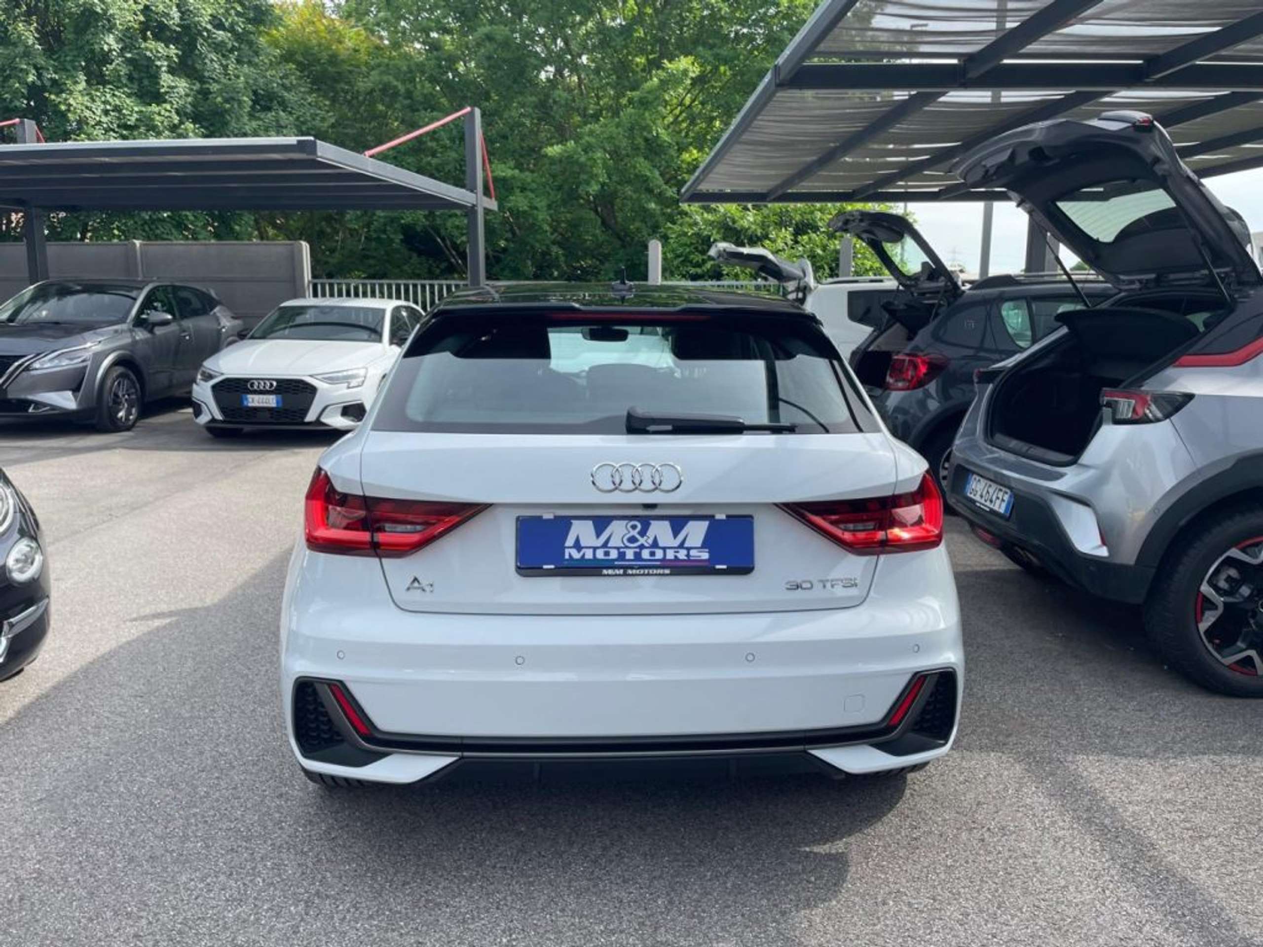 Audi - A1