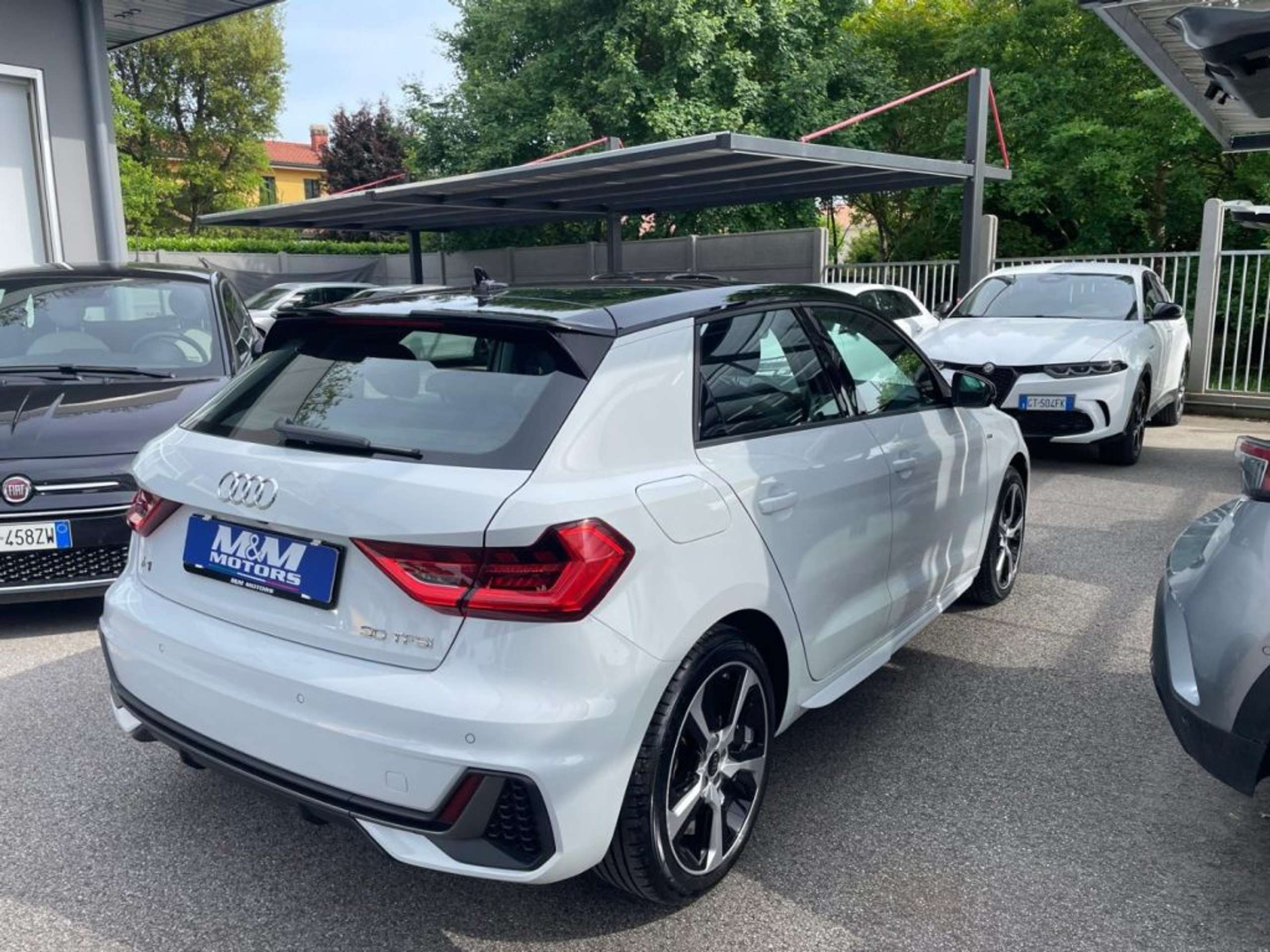 Audi - A1