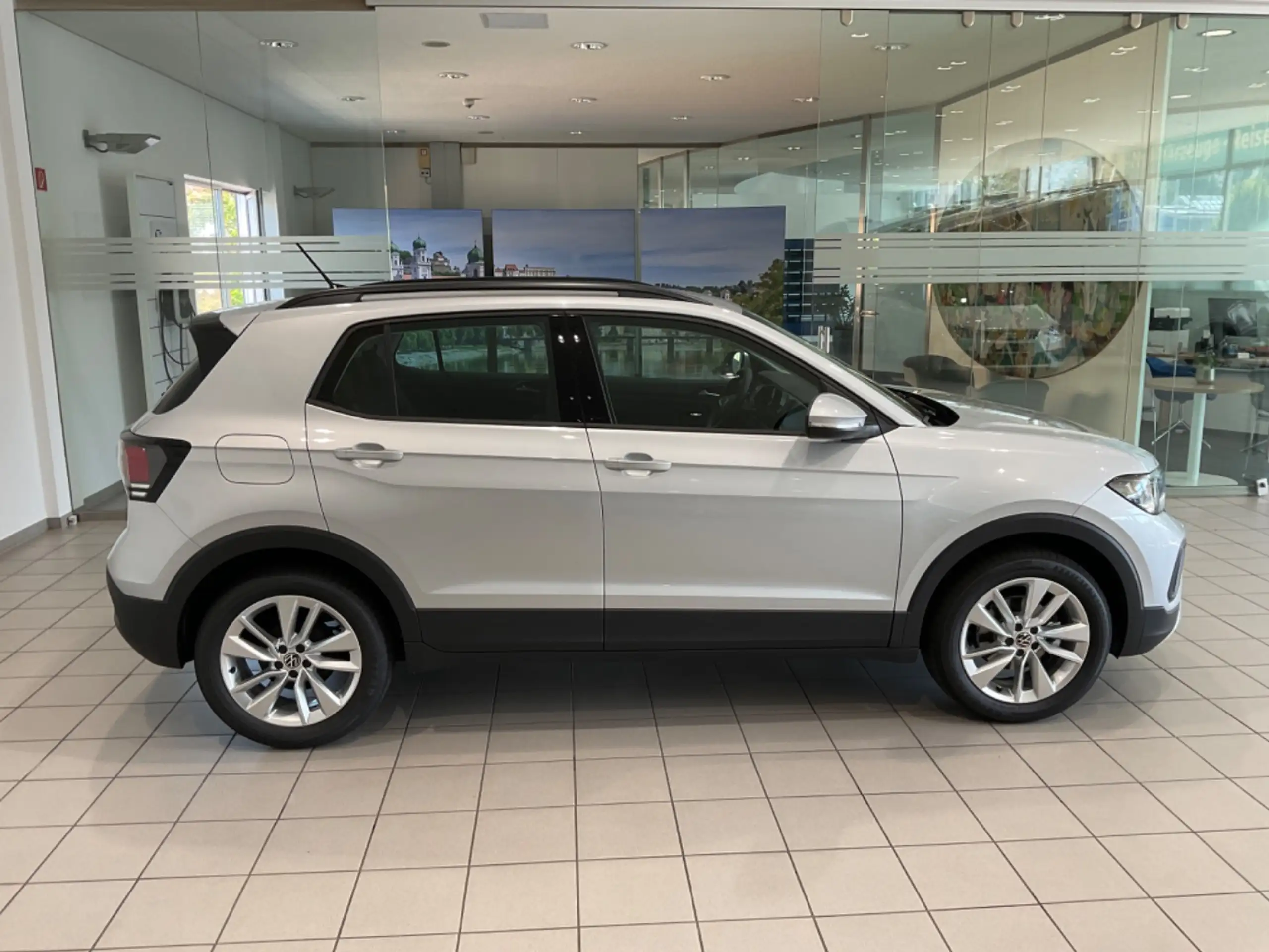 Volkswagen - T-Cross