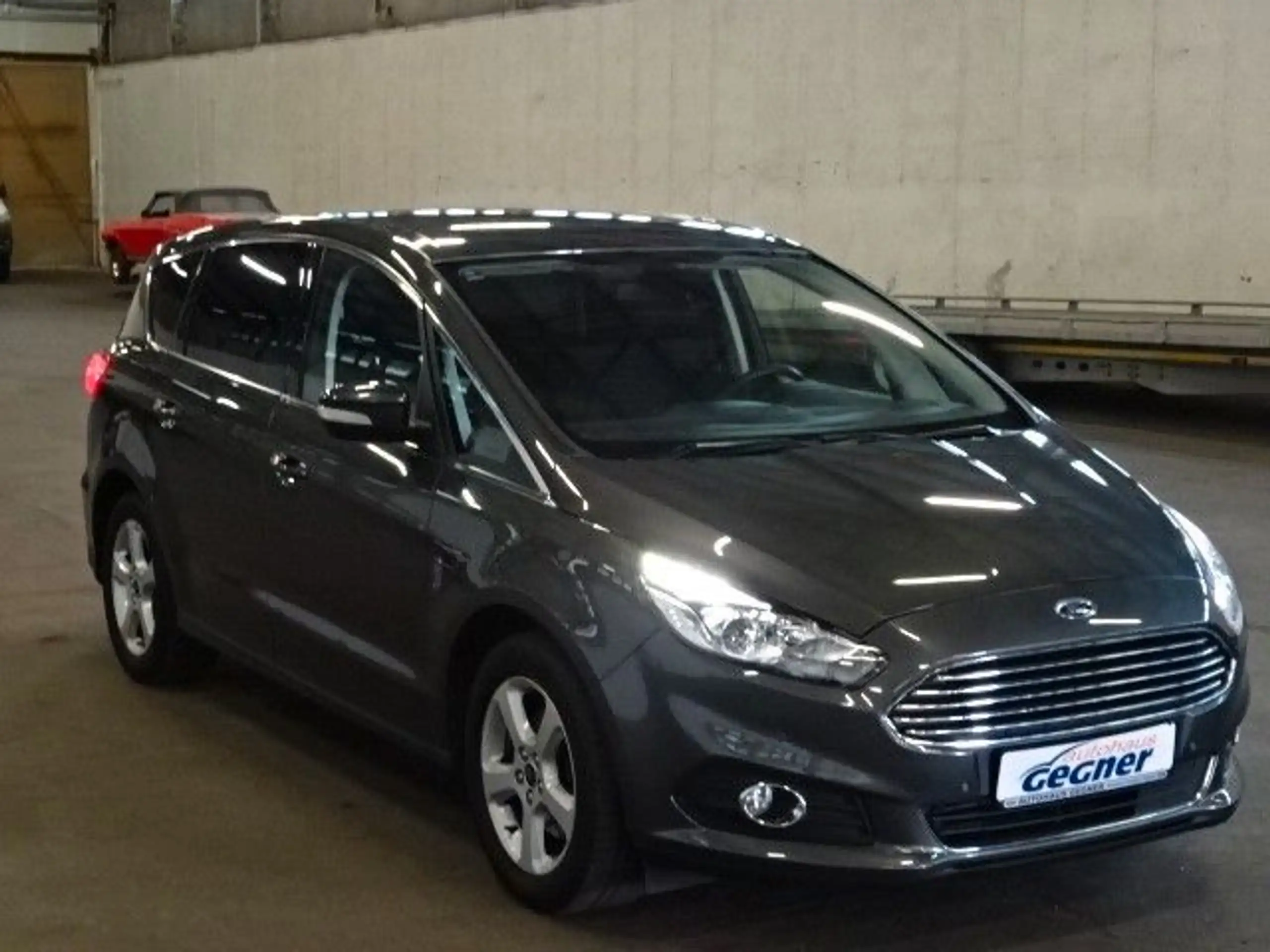 Ford - S-Max