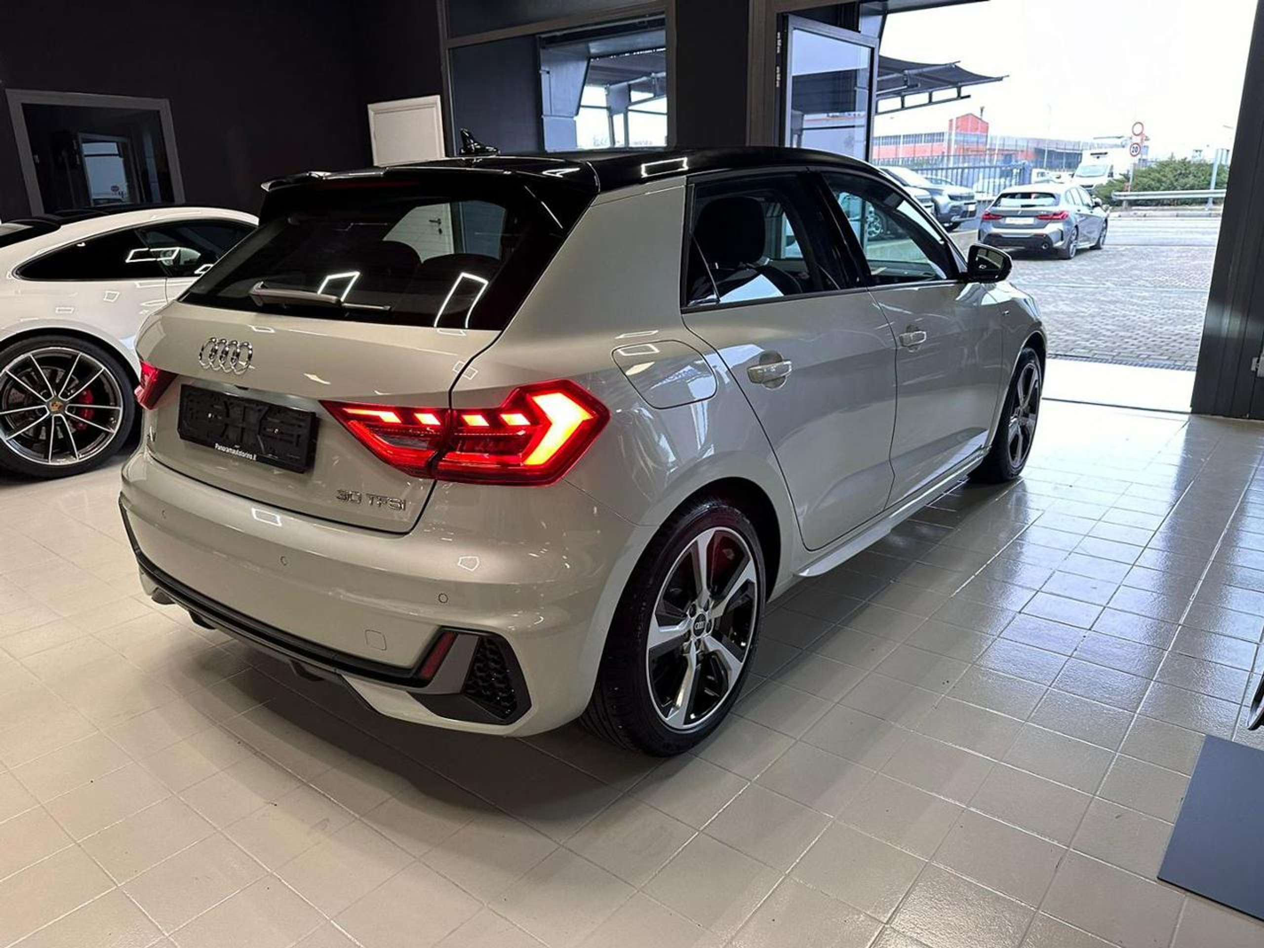 Audi - A1