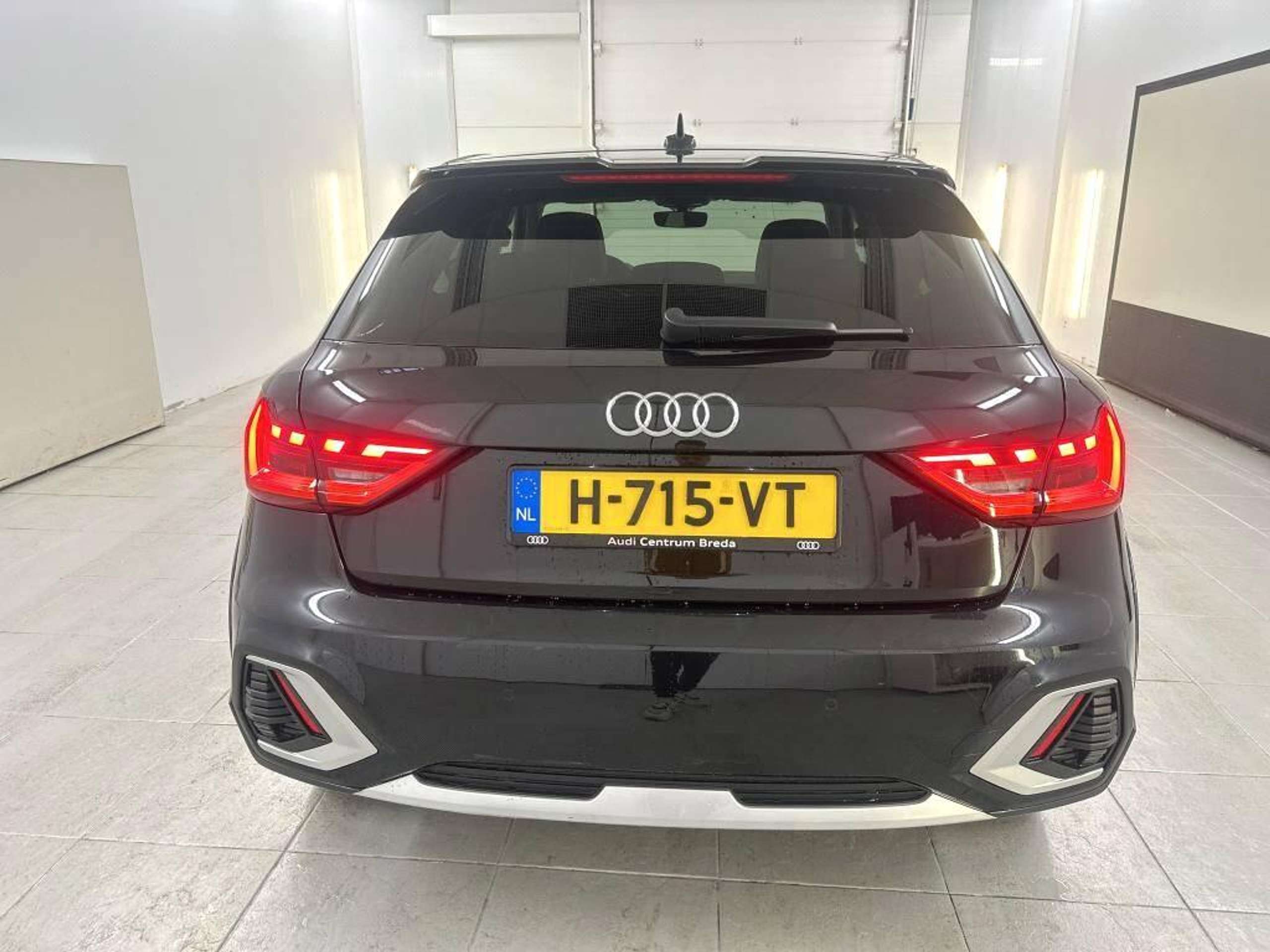 Audi - A1