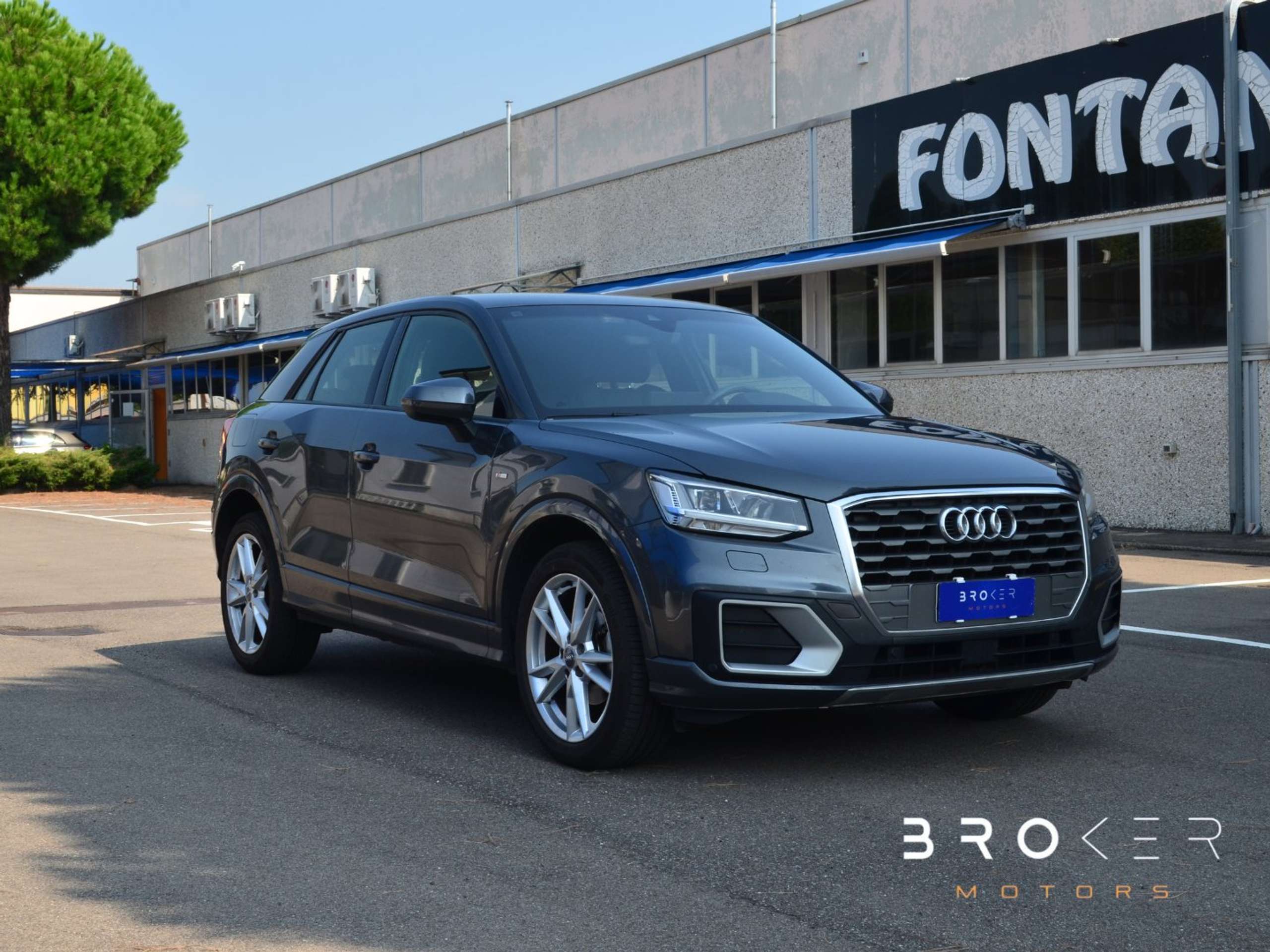 Audi - Q2