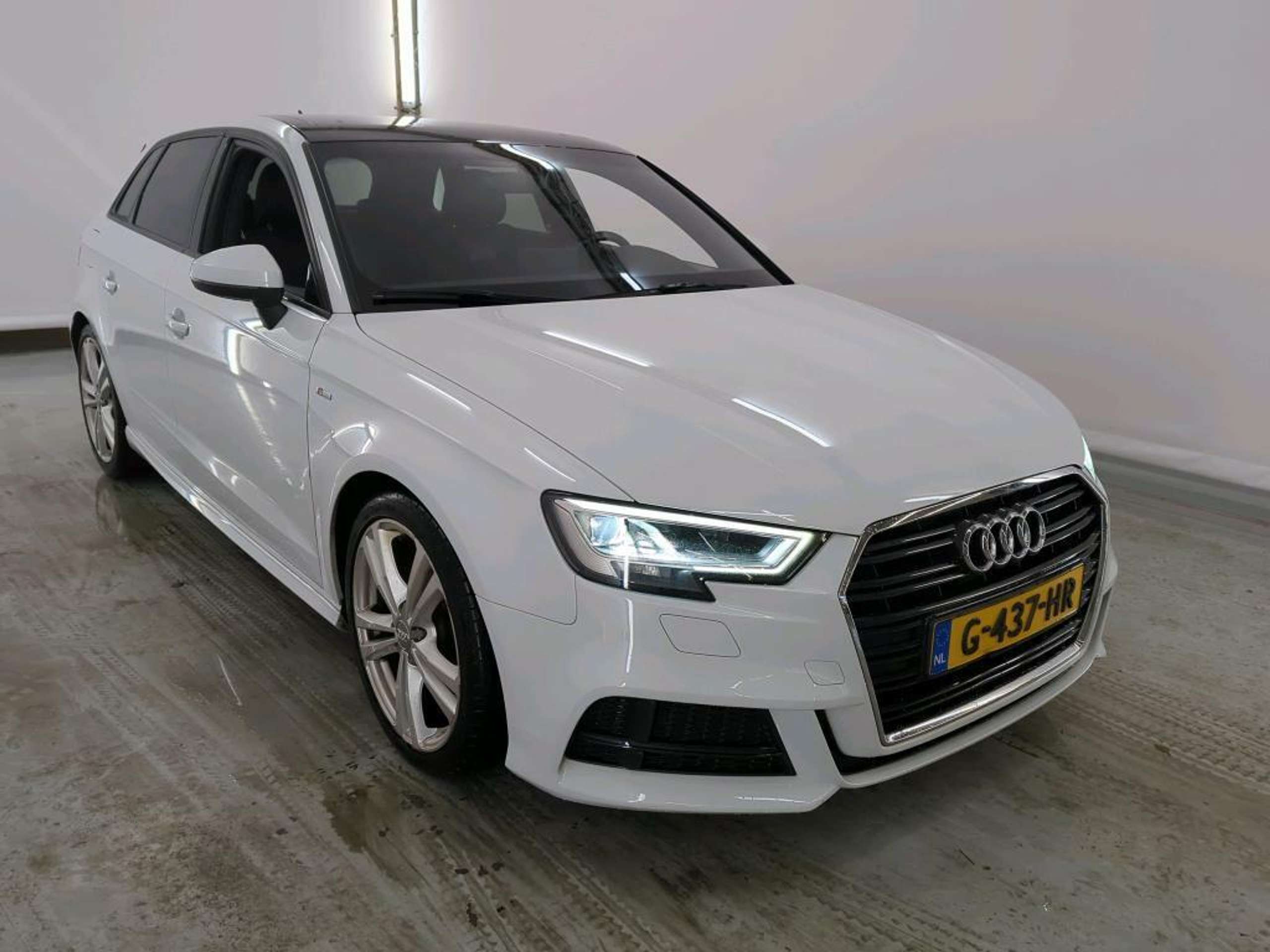 Audi - A3