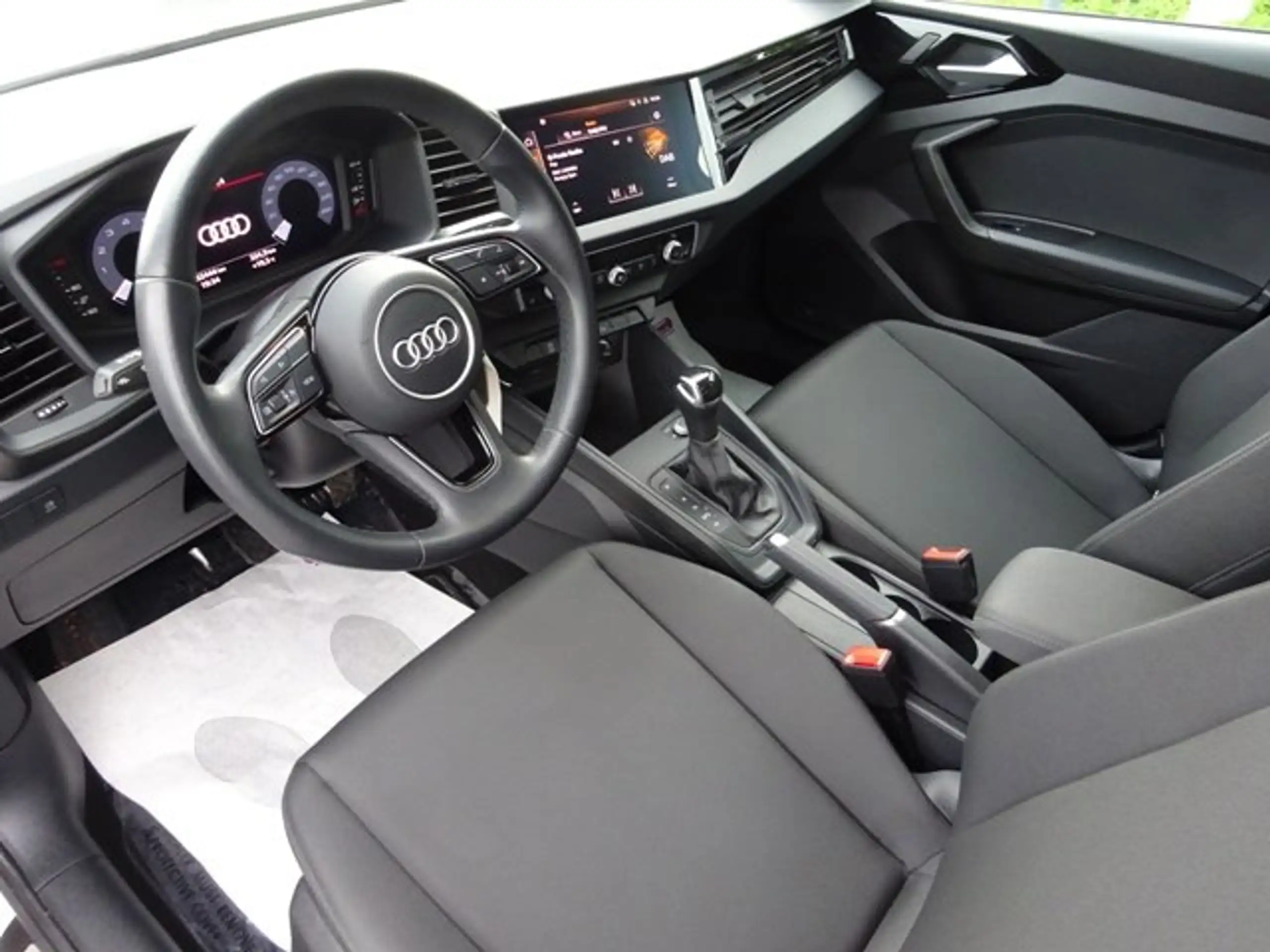 Audi - A1