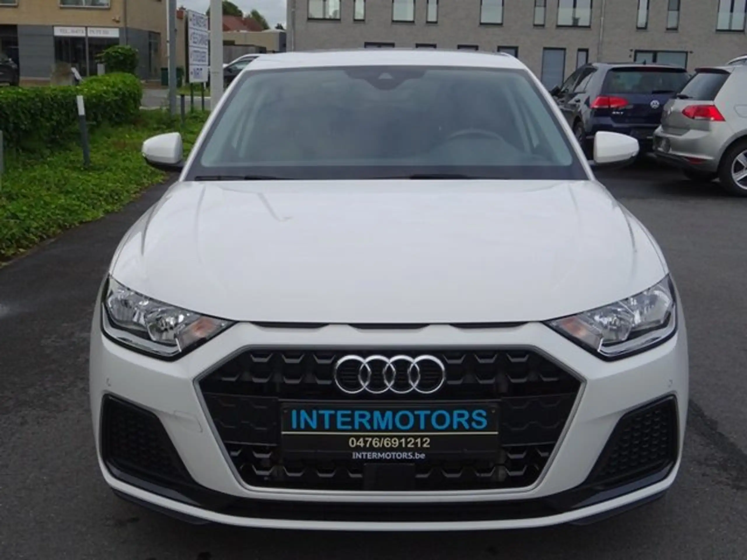 Audi - A1